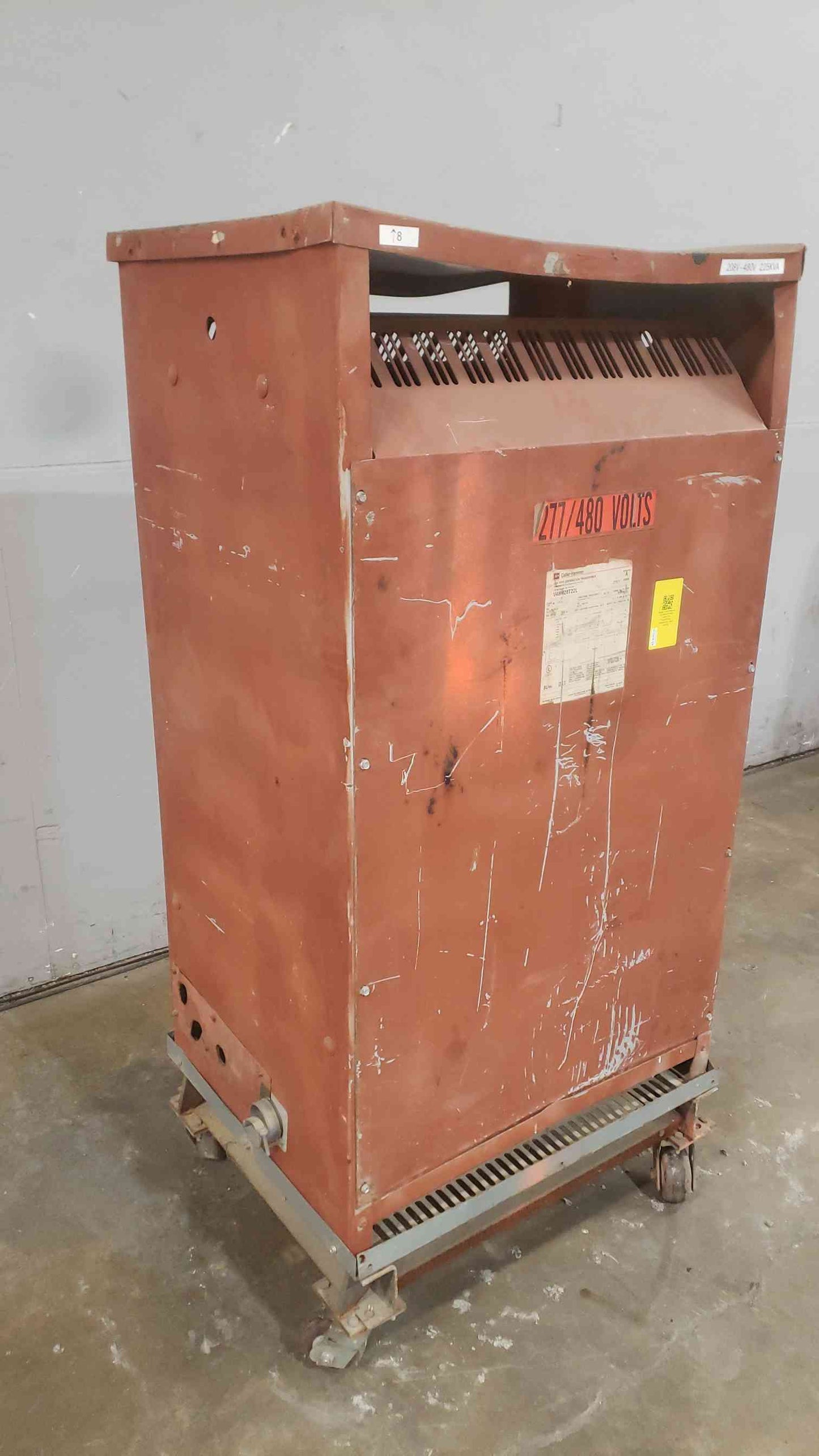 Cutler-Hammer 225KVA 3PH 480v x 208Y/120v Dry Transformer V48M28T22L (SKU: 111375)