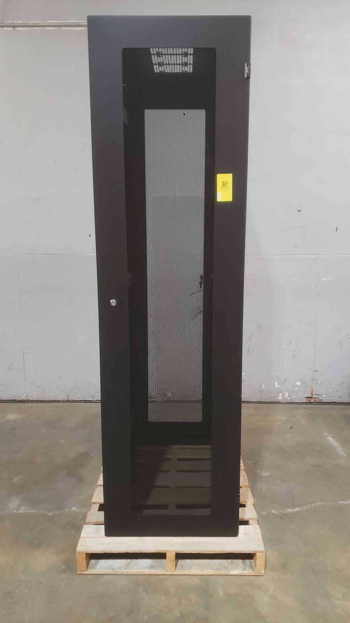 NEW CPI 45U Fully Enclosed Server Rack TS1005128 (SKU: 111413)
