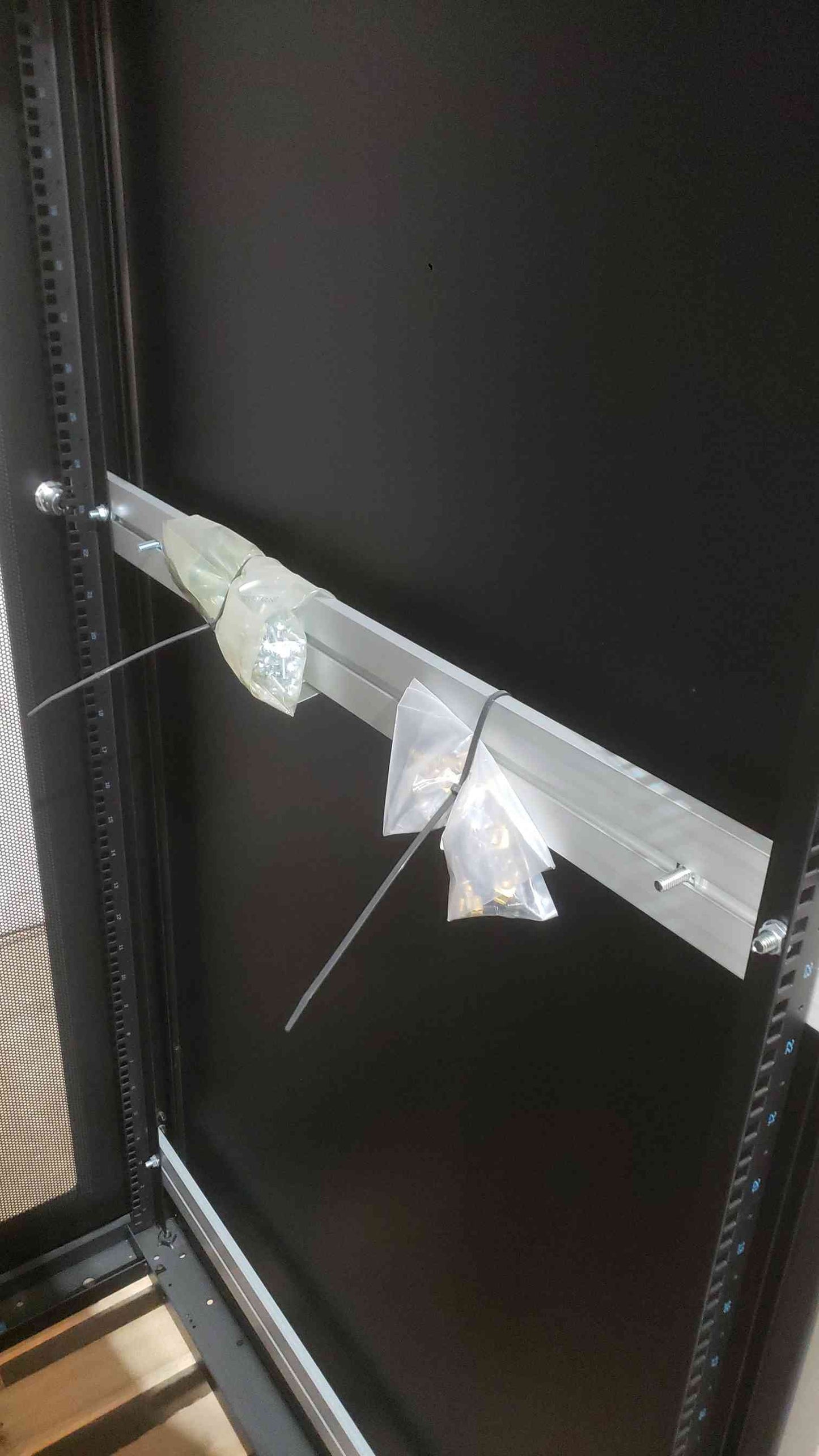 NEW CPI 45U Fully Enclosed Server Rack TS1005128 (SKU: 111413)