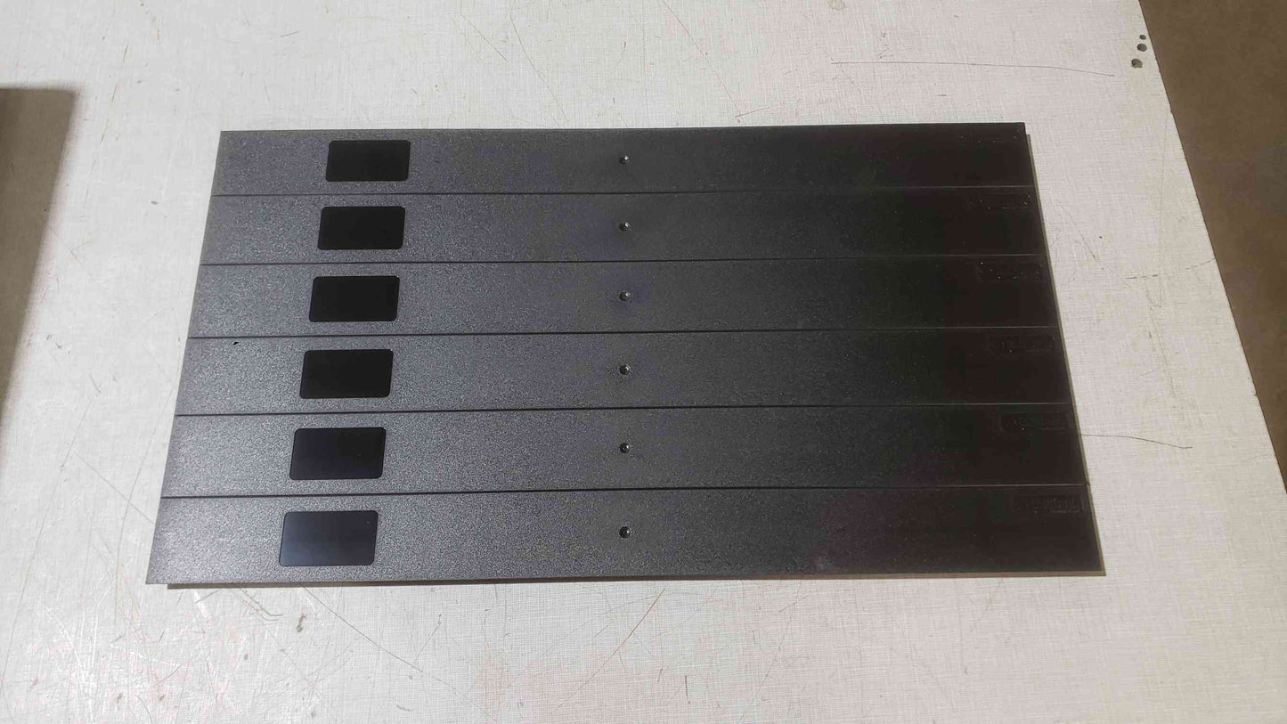 NEW Box Of 10 EziBlank 6 Slot Server Rack Blanks BKPNL01 (SKU: 111417)