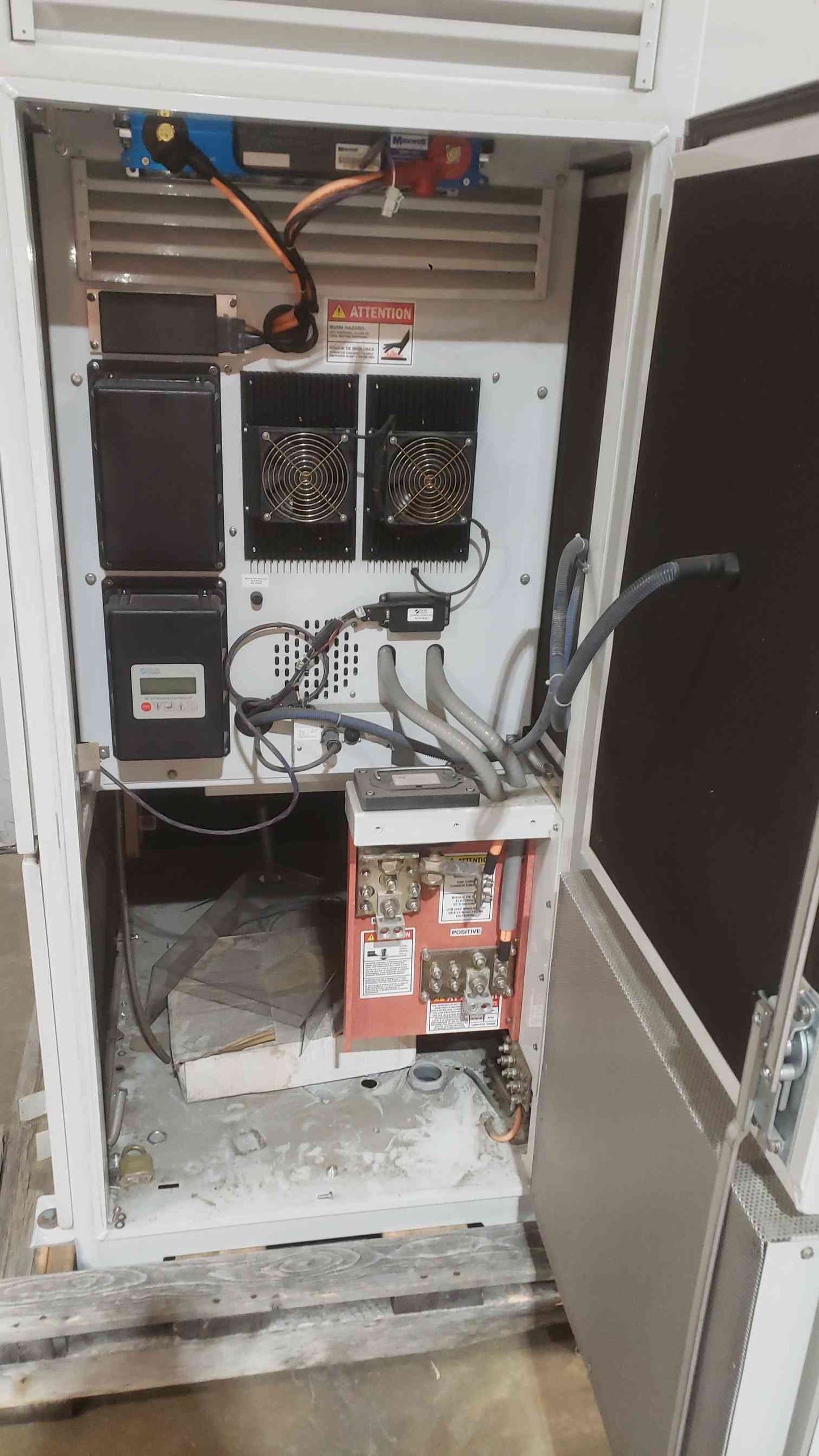 12KW Polar Power 8220K-DG972-102 233A 40-60V Nat Gas 81 Hrs. (SKU: 111461)