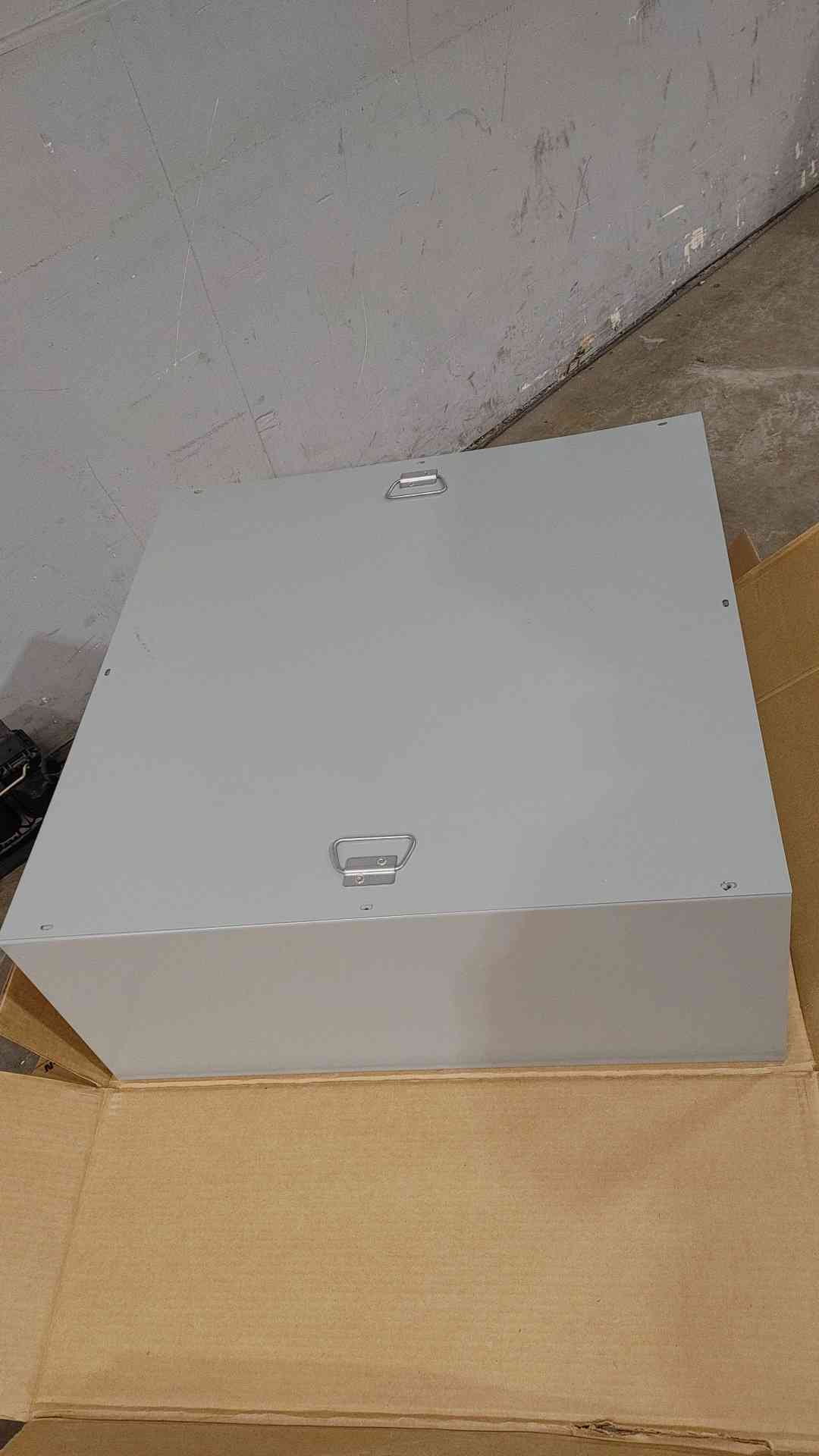 New COOPER B-Line Screw Cover Junction Box NO Knockouts(SKU: 111544)