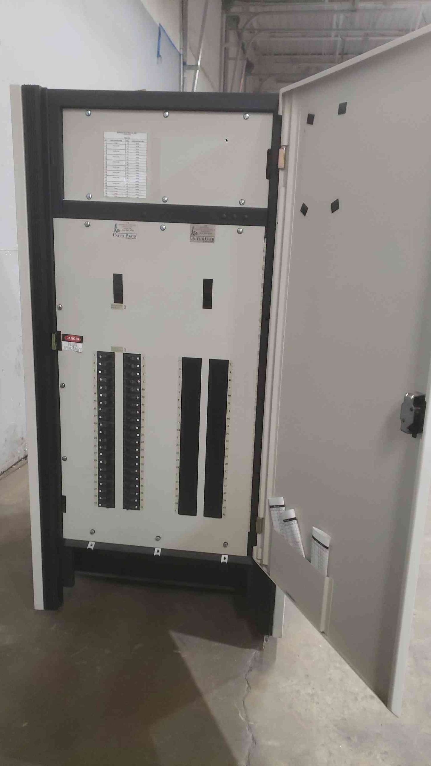 United Power 125KVA 480v x 208/120v PDU PDM3-F3-125-K1-426 (SKU: 111781)