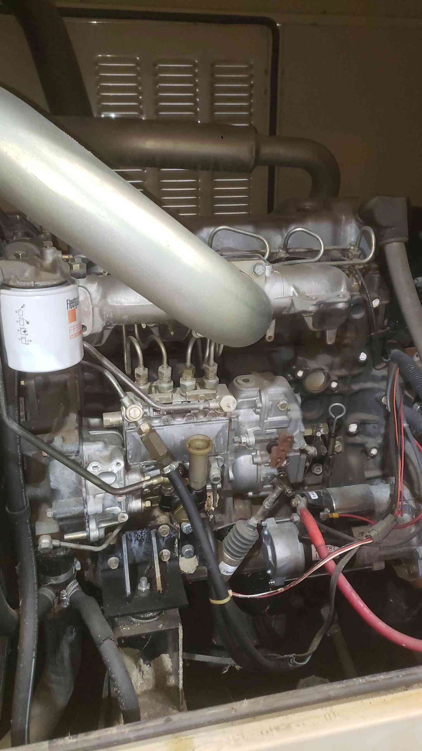 60KW Generac Diesel Generator 3PH 480/277 Enclosed w/ Low Profile Tank (SKU: 112145)