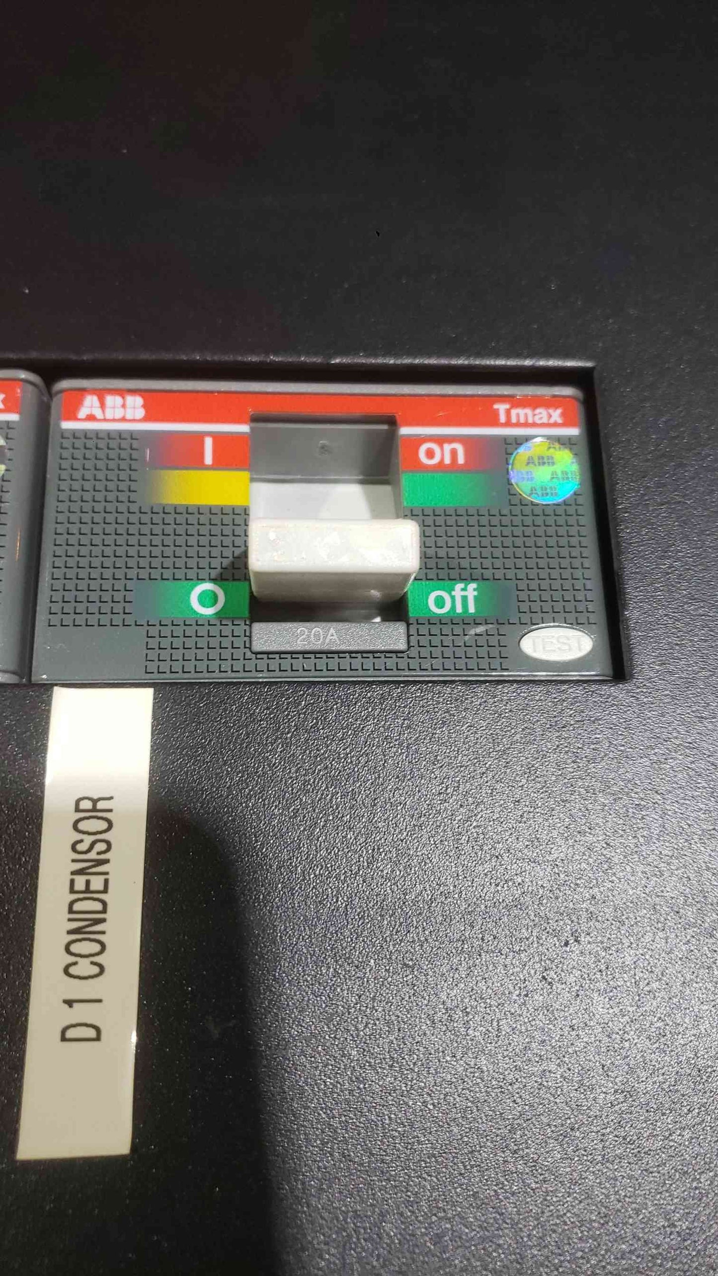 APC 400A 480V 3PH Automatic Transfer Switch ATS PGP400G Synchronized Contacts (SKU: 112155)