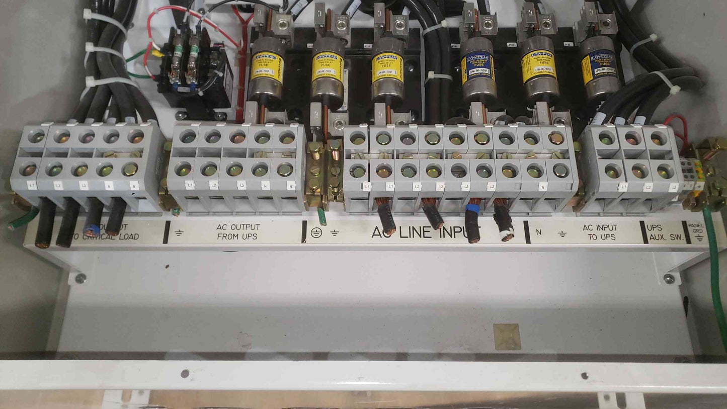 CSII 250V 3PH 4W+G Maintenance Bypass Cabinet C030AAF05C000 MBP (SKU: 112339)
