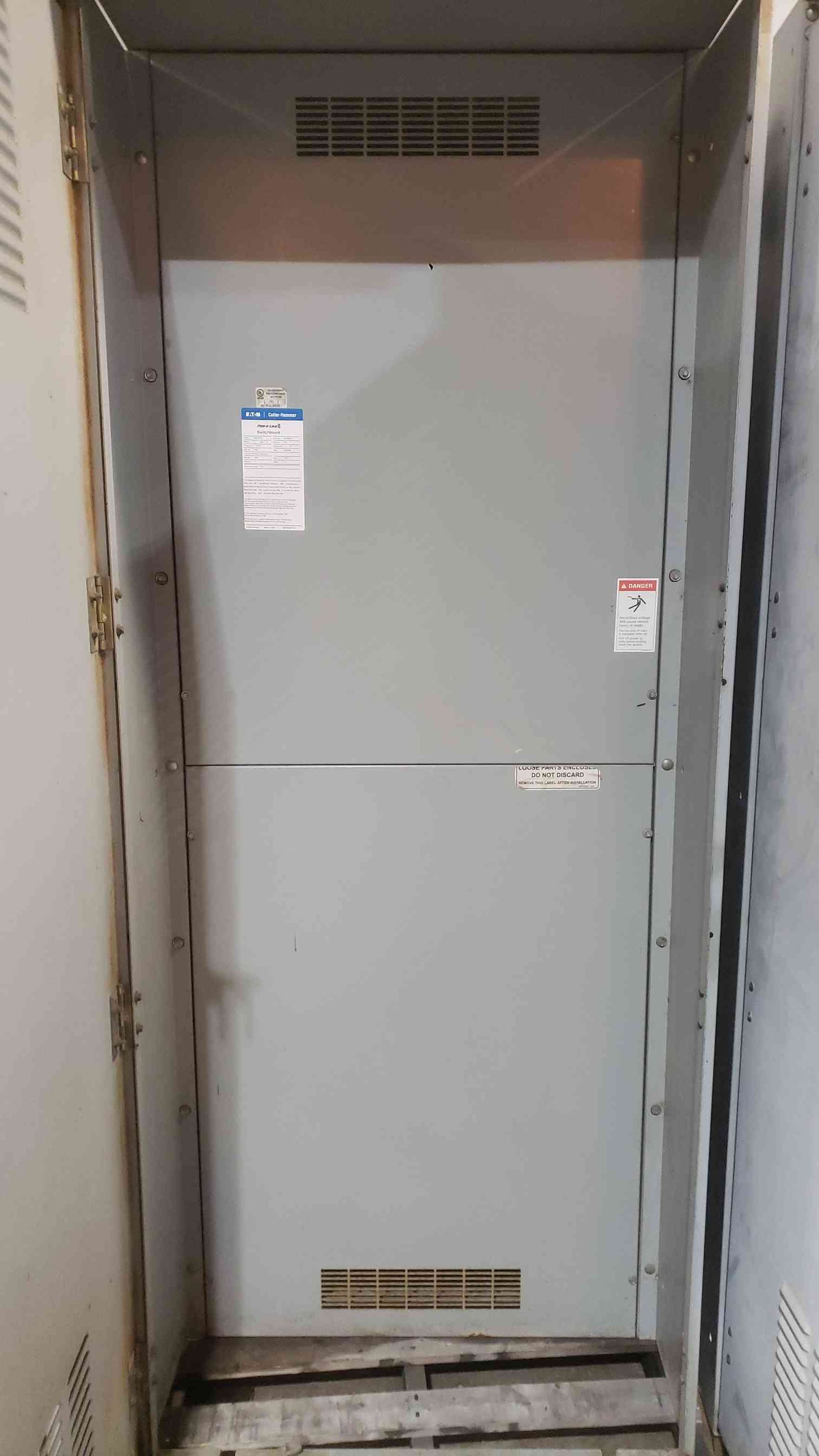 2000A Cutler-Hammer 480Y/277V 5 Section Outdoor Switchgear Lineup (SKU: 112367)
