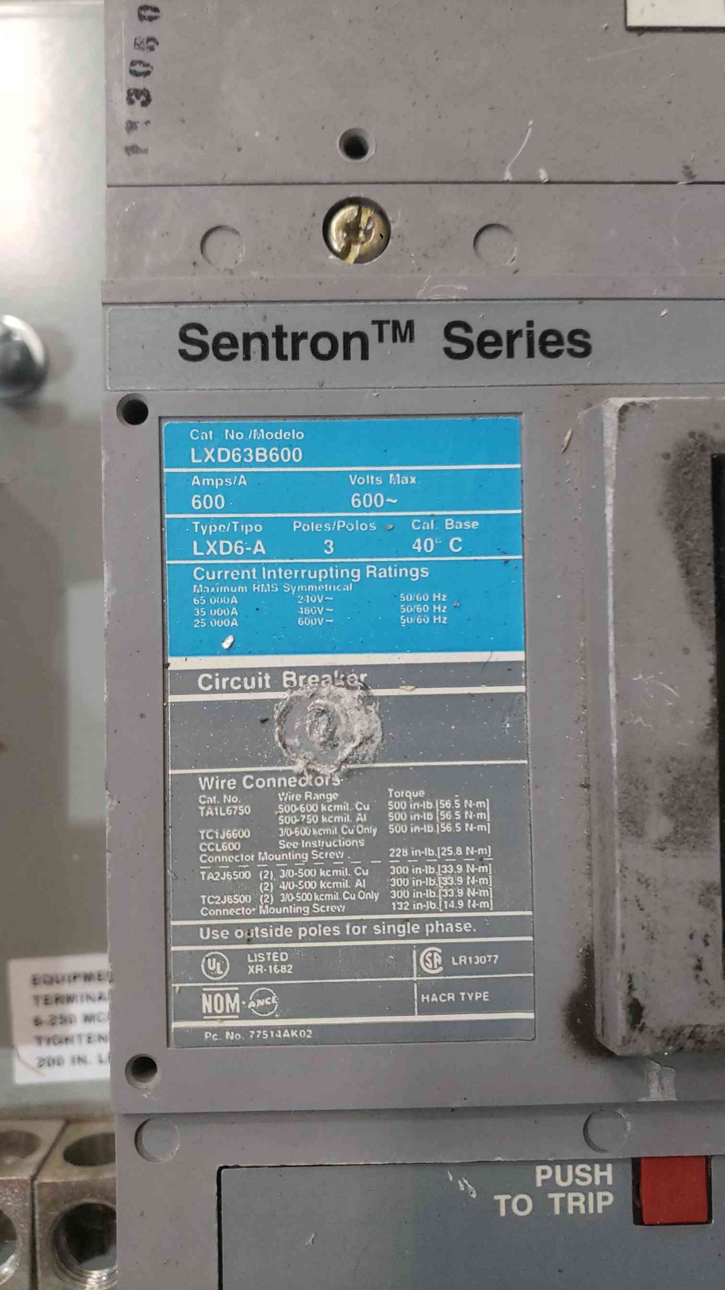 Siemens 600A 600VAC Circuit Breaker Enclosure LD6N1 Siemens Sentronâ„¢ LXD63B600(SKU: 112389)