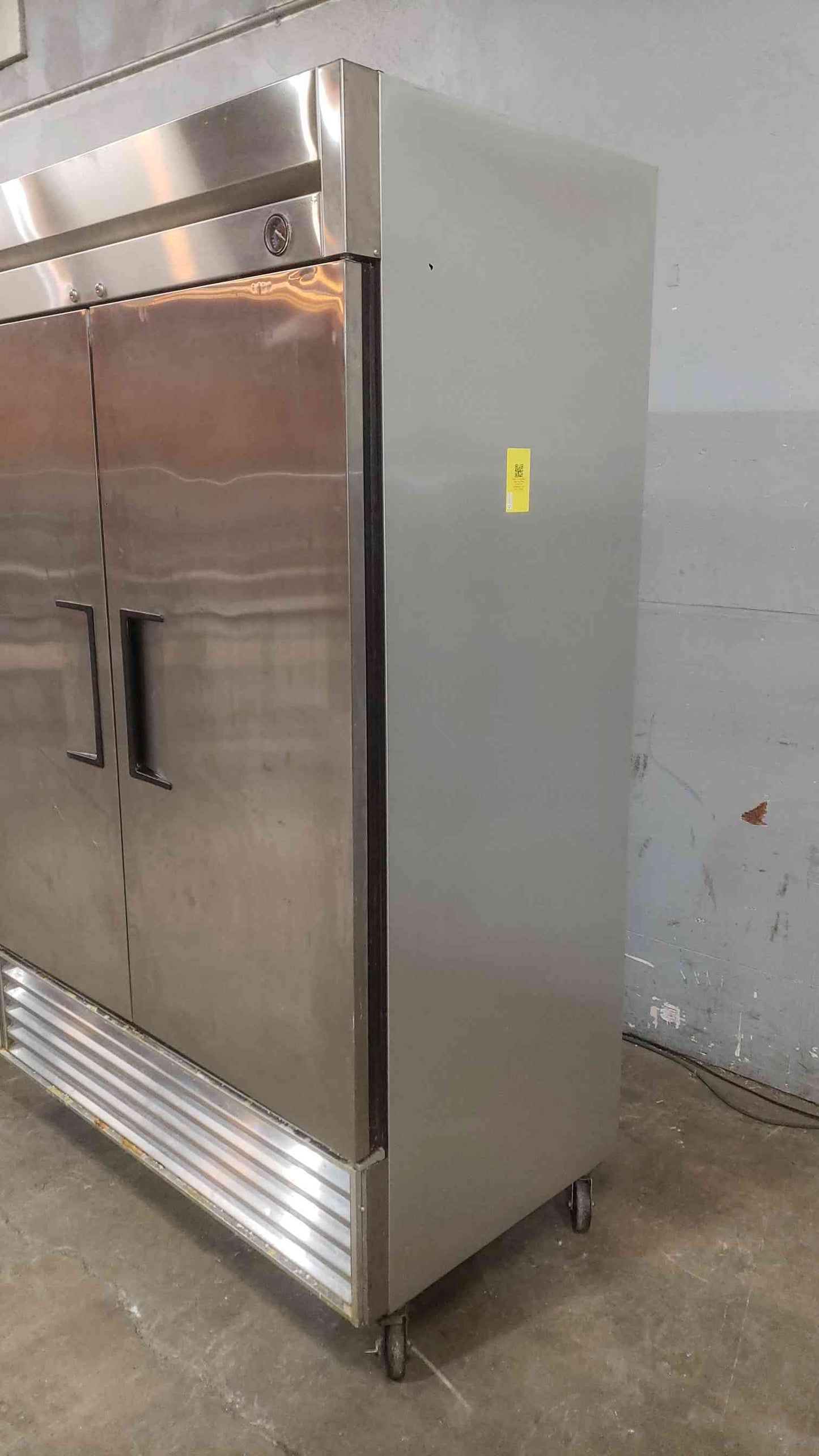 True Stainless Steel Double Door 115VAC 1PH Refrigerator T-49 (SKU: 112450)