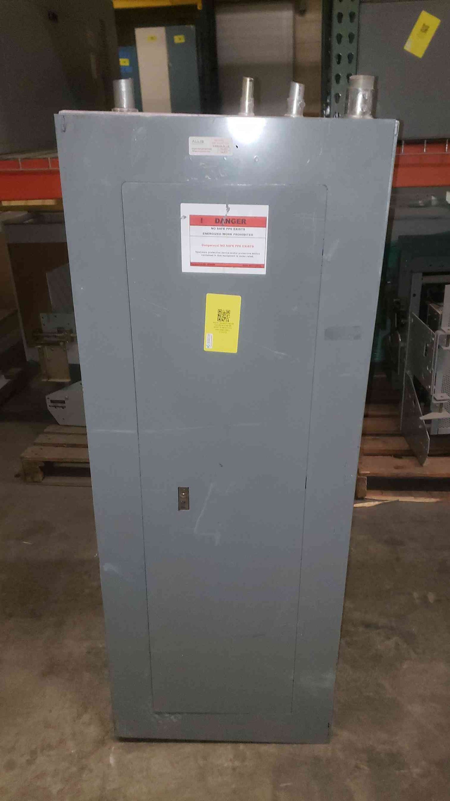 Square D NEHB Panelboard NEHB-42441-2 480Y/277V with Main (SKU: 111695)