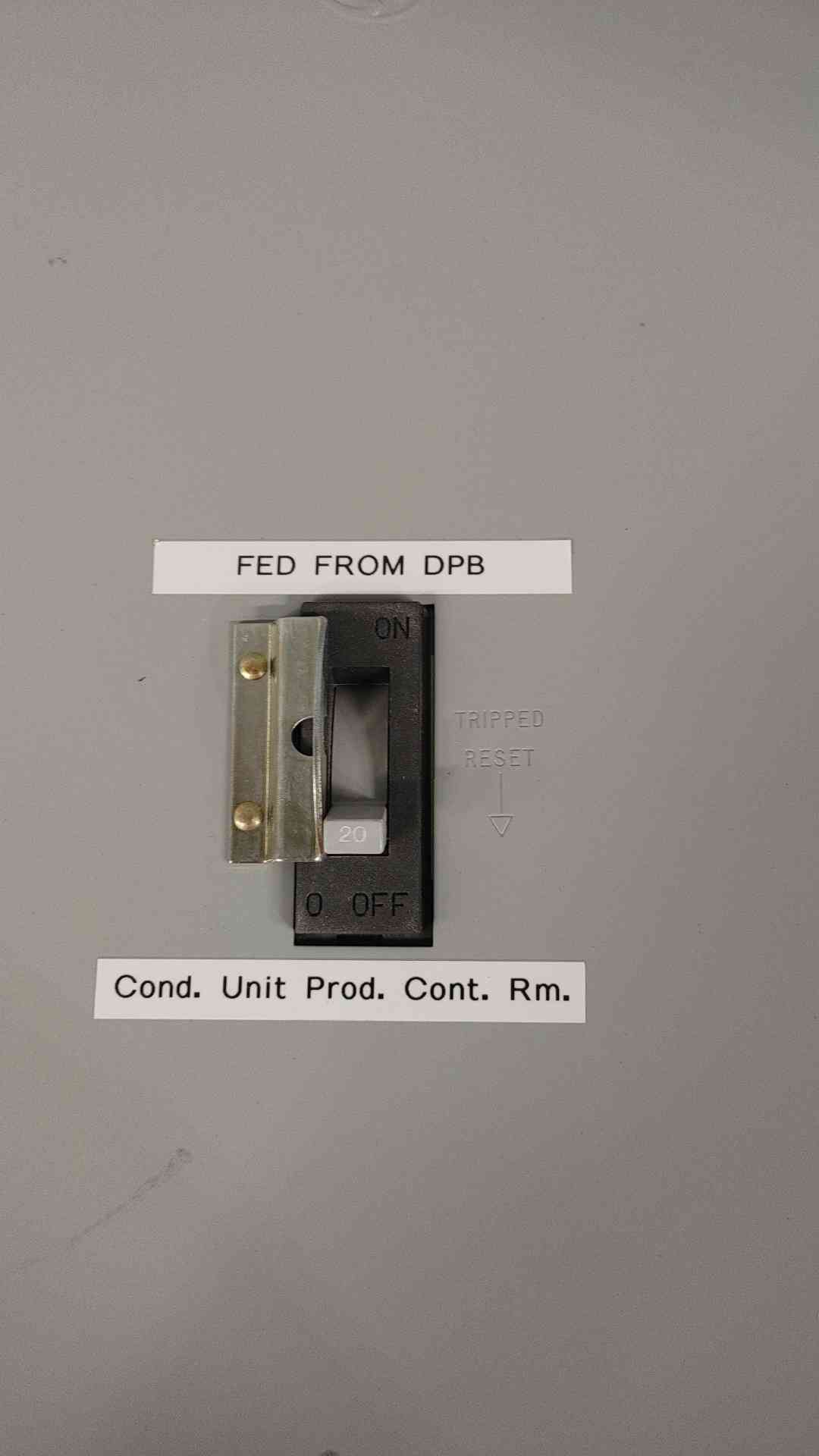 GE 20A 3Pole Enclosed Industrial Circuit Breaker TED134020WL (SKU: 112472)