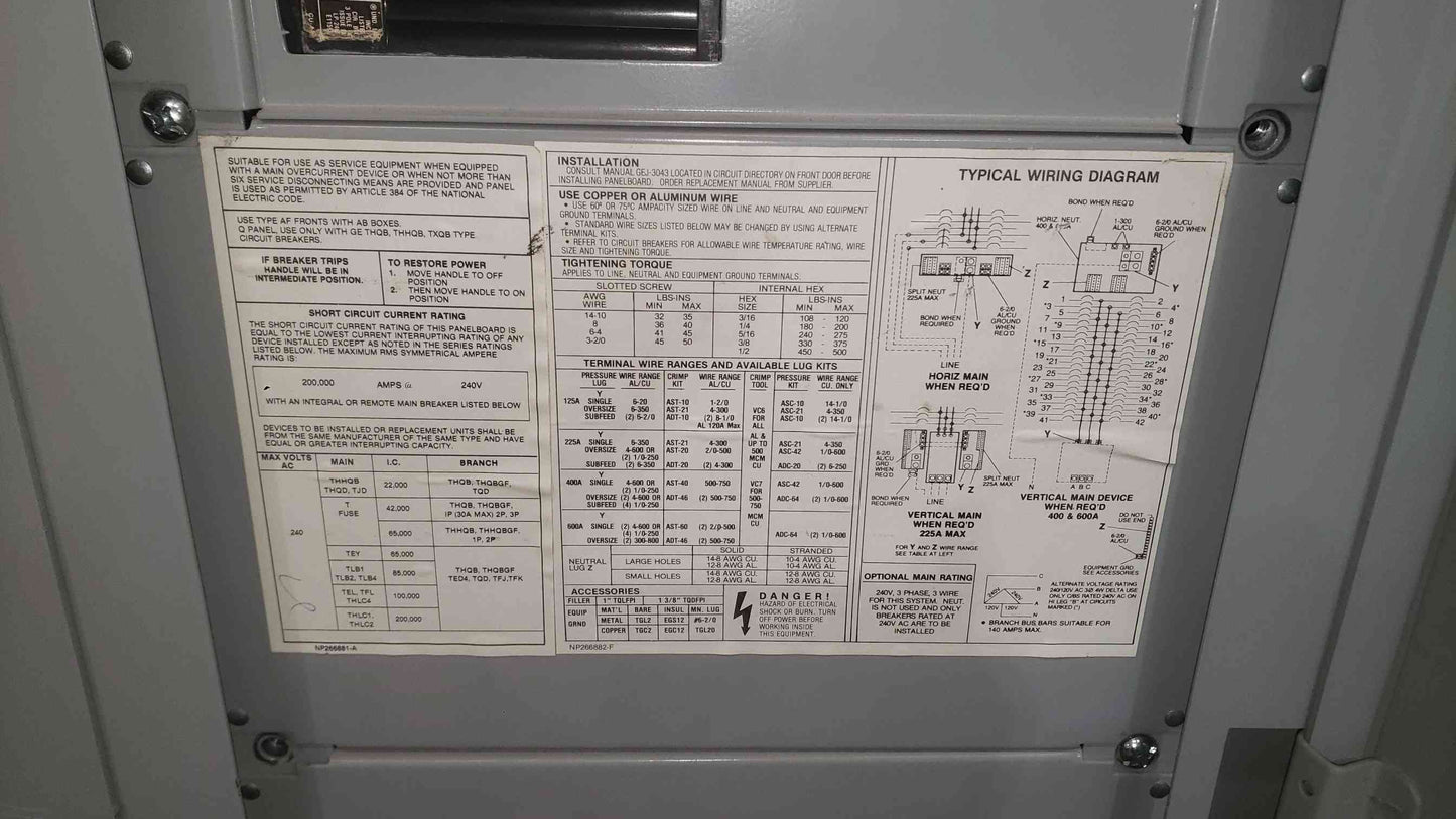 GE 225A Max 208Y/120 3PH 4W Panelboard w/ Main (SKU: 112491)