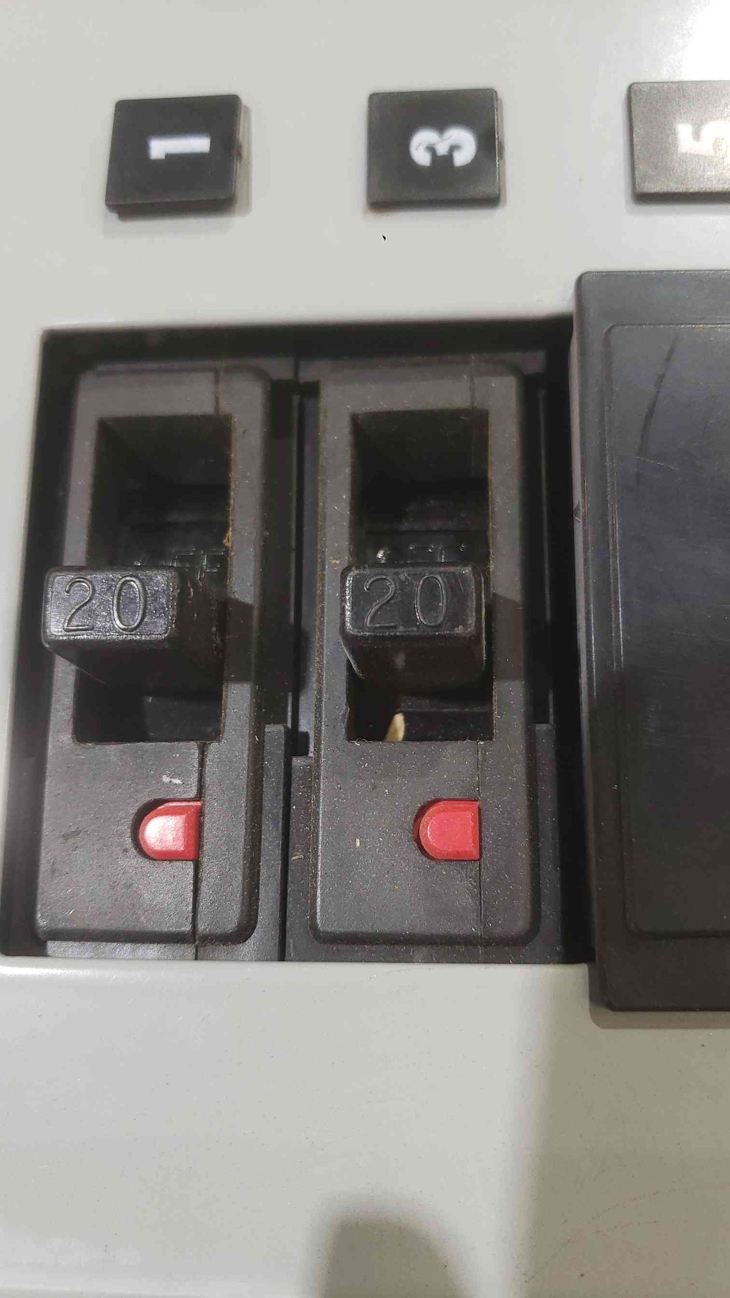 Siemens Sentron Series 400A 480/277 3PH 4W Breaker Panelboard (SKU: 112520)