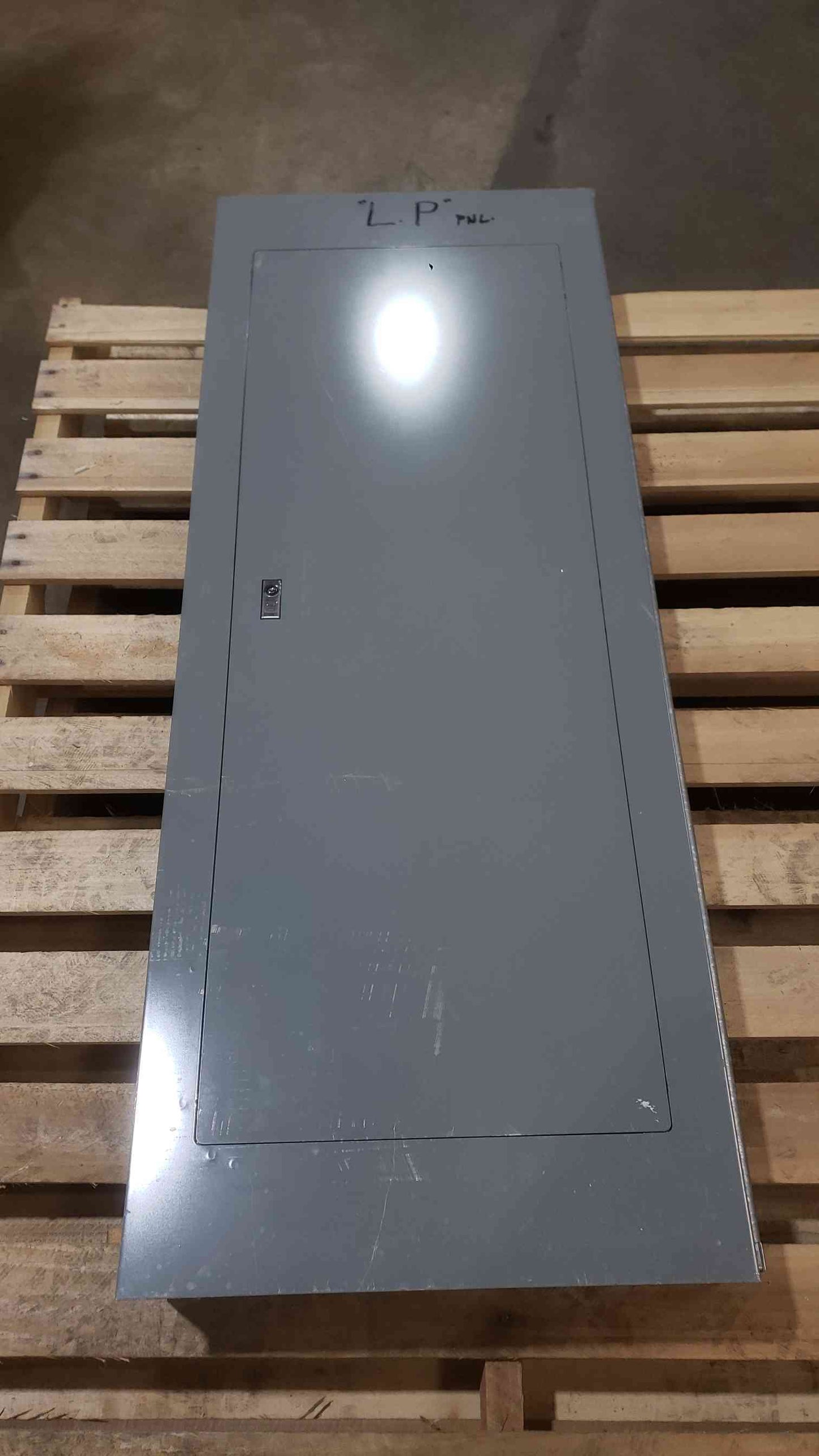 Square D NQOB 125A 120/208 3PH 4W Panelboard (SKU: 112659)