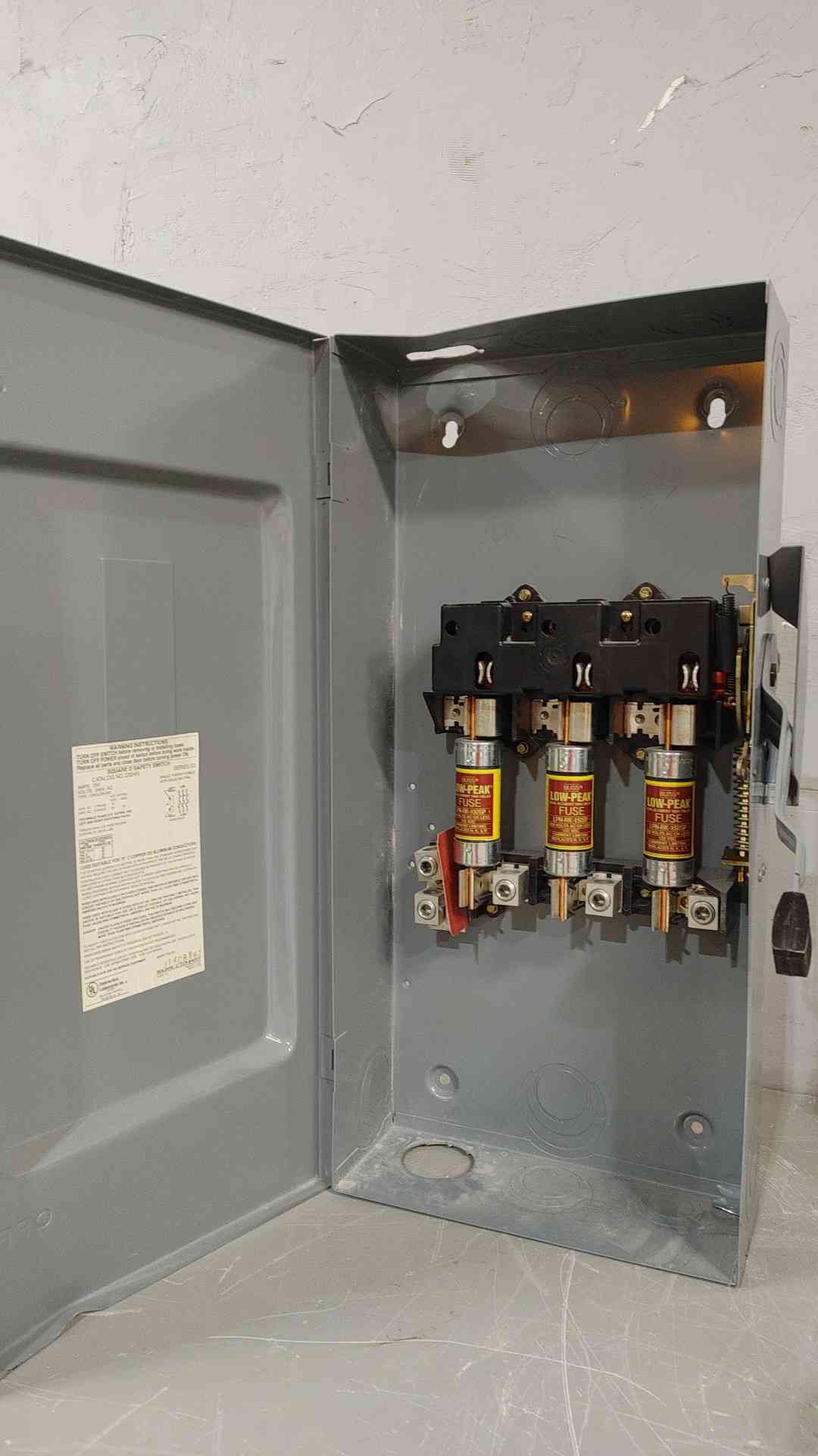 Square D 200A 240V General Duty Safety Switch D324N(SKU: 112681)