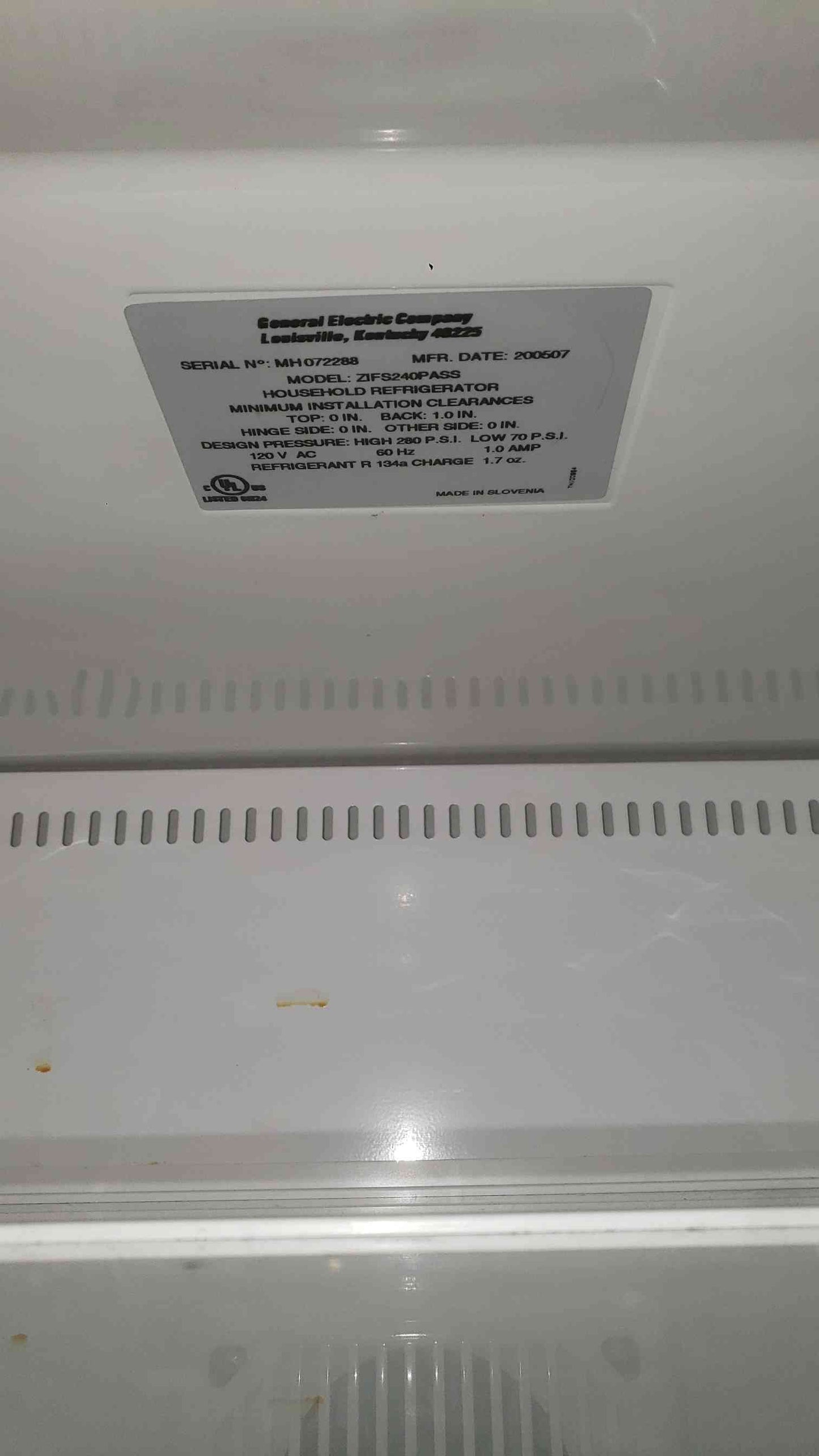 GE 120VAC 1A Mini Household Refrigerator Z1FS240PASS (SKU: 112688)