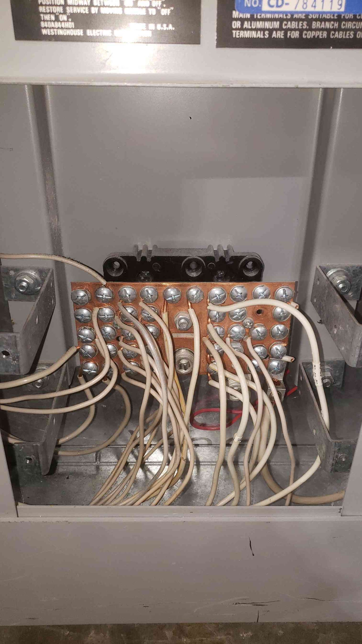 Westinghouse 225A 120/208 3PH 4W Panelboard & Main (SKU: 112716)