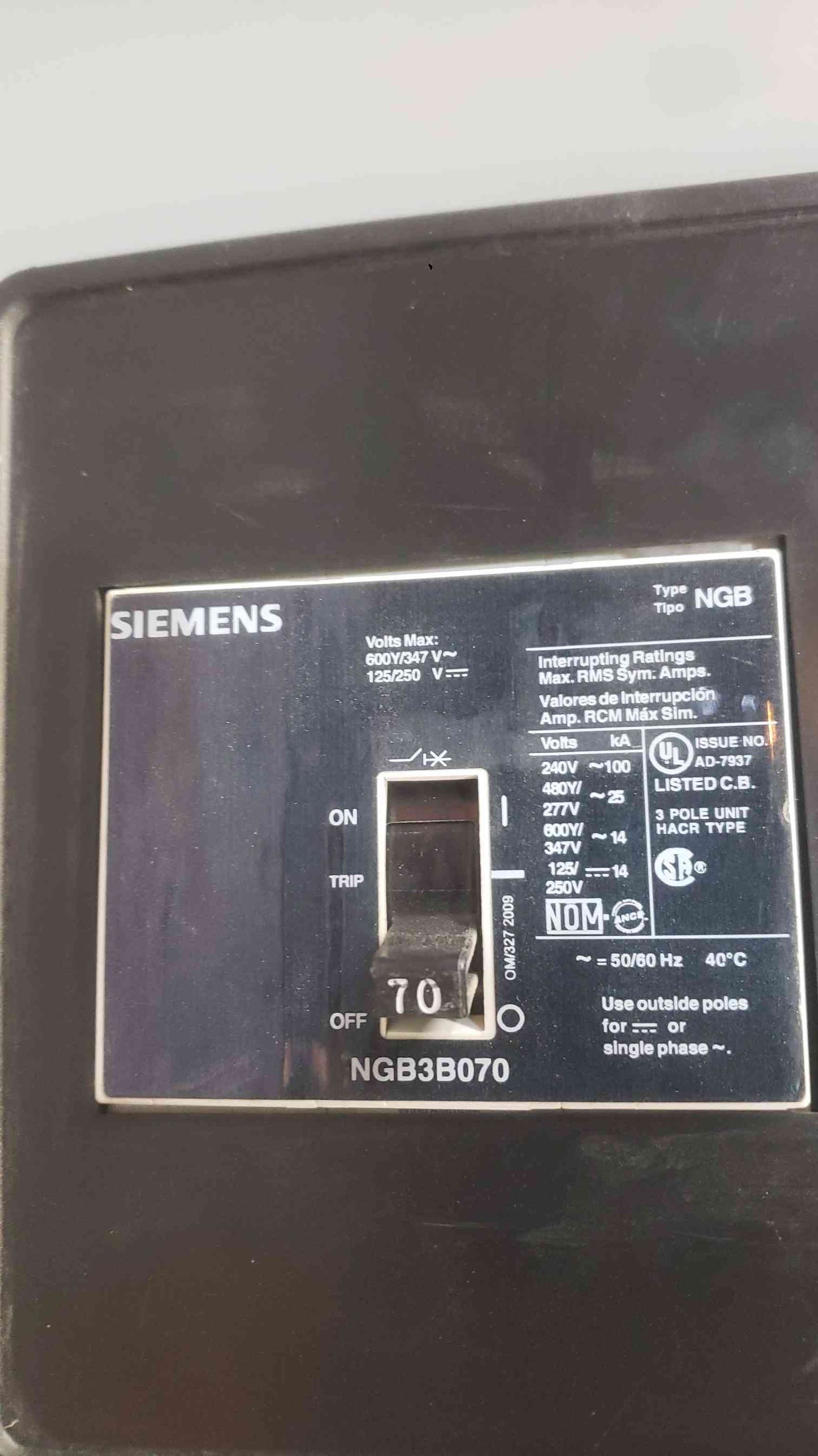 Siemens SB3 480V 3PH Switchboard 45kVA Transformer P1 Panelboard NGB Breakers (SKU: 112758)