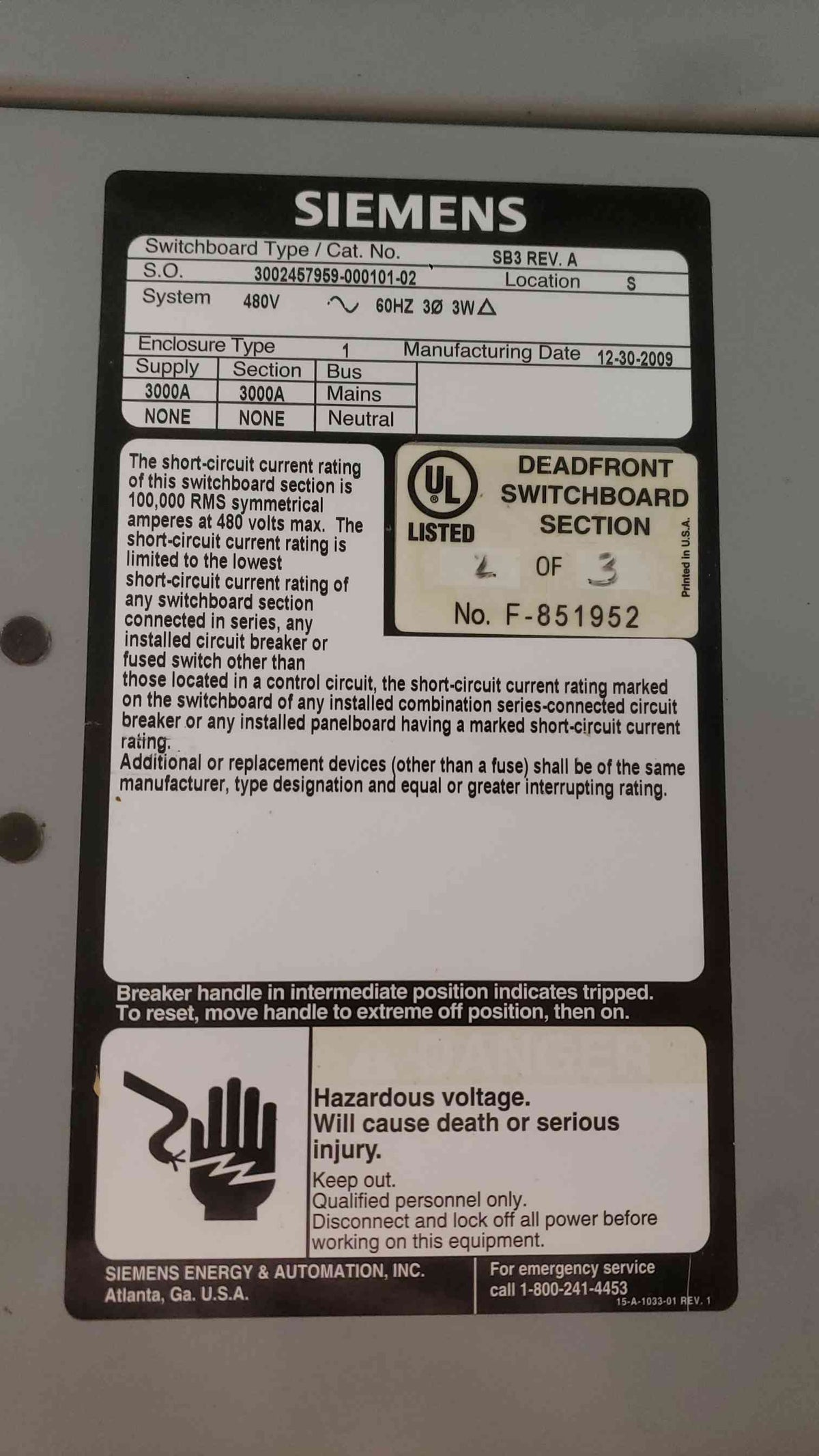 Siemens 3000A Cubicle Bus Switchgear Lineup 1x 3000A Main 2x 2500A Dist WLL2D330 & WLL2D325