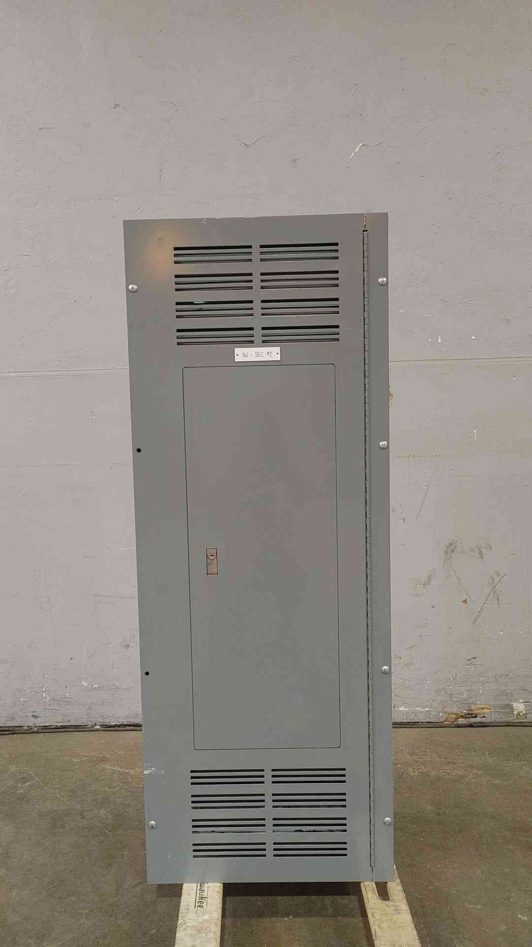 Square D NQOD 400 Amp 208Y/120V 3-Phase 4-Wire Panelboard 42-Circuit Sub-Panel (SKU: 112769)