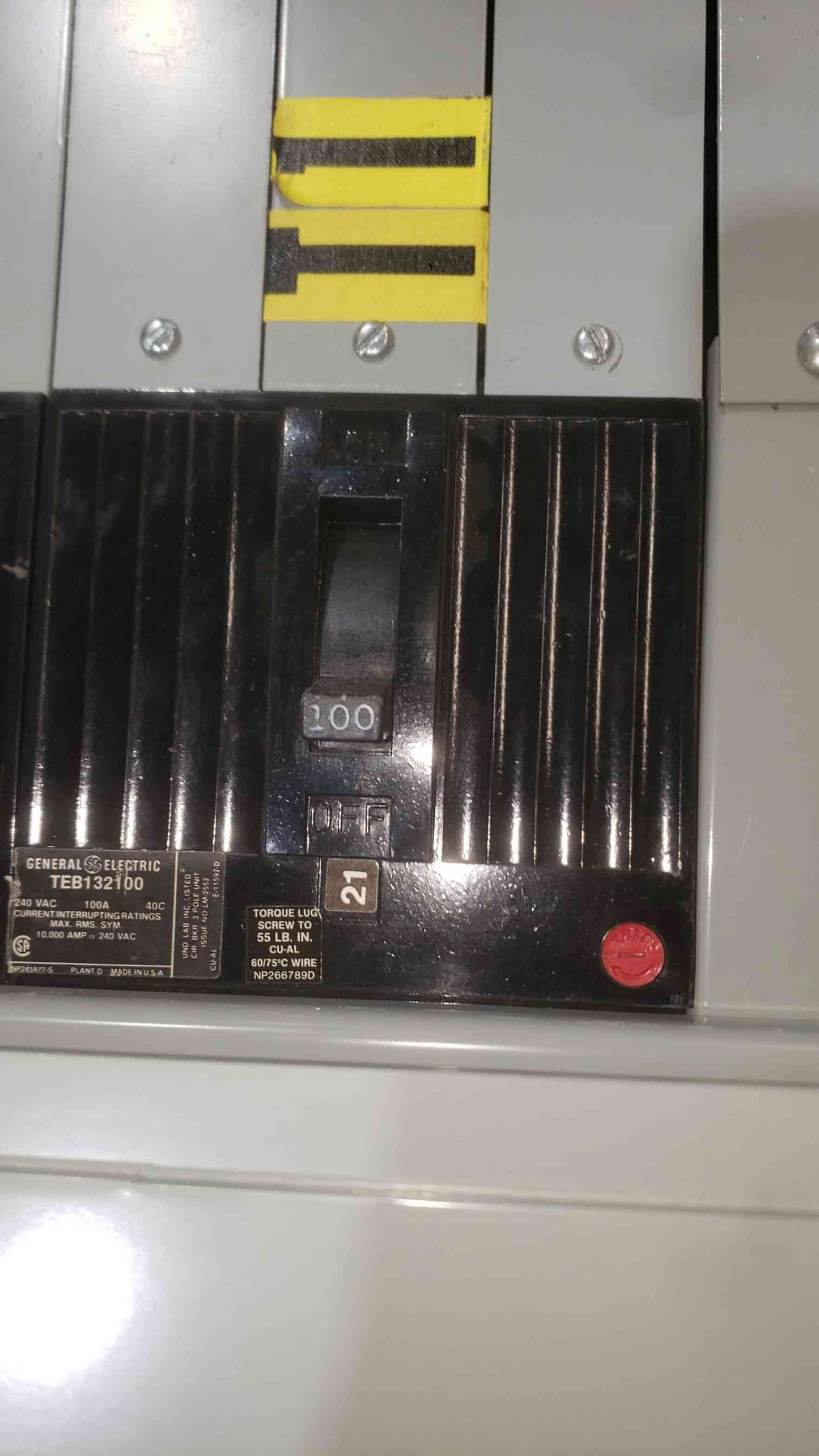GE 600 Amp 208Y/120V 3-Phase 4-Wire Column Width Panelboard CCB PP-12 w/ TEB & THQD Breakers(SKU: 112806)