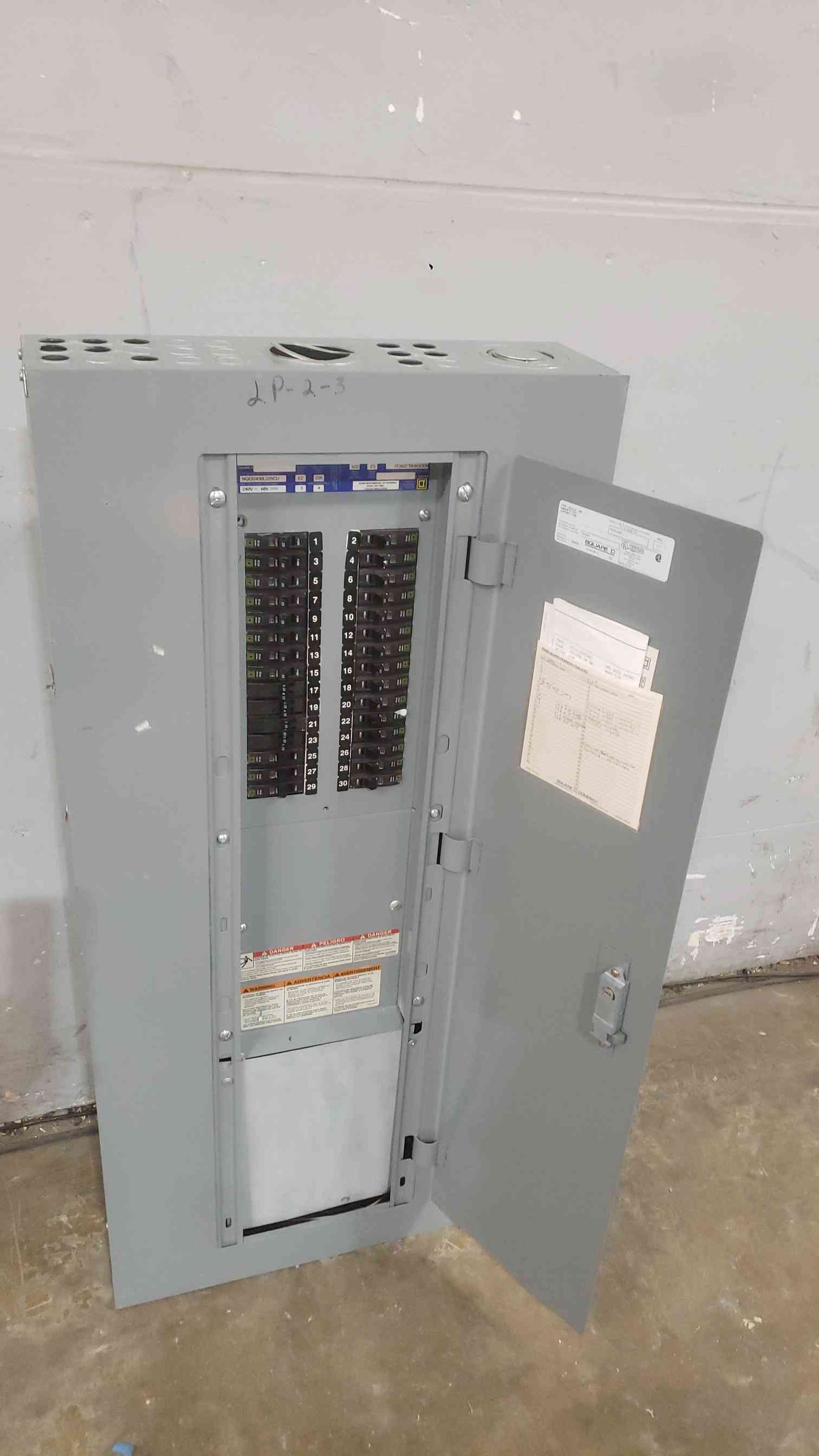 Square D NQOD430L225CU Panelboard 225A 3PH 4W 240V 30-Space Copper Bus w/ Breakers (SKU: 112791)