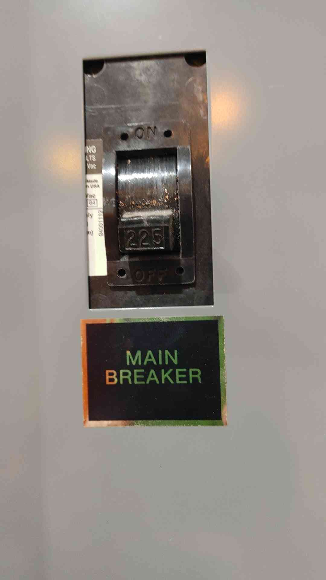 Square D NQOD 225 Amp 42-Circuit Main Breaker Panelboard 208Y/120V 3PH Copper Bus NQOD442M225CU (SKU: 112827)