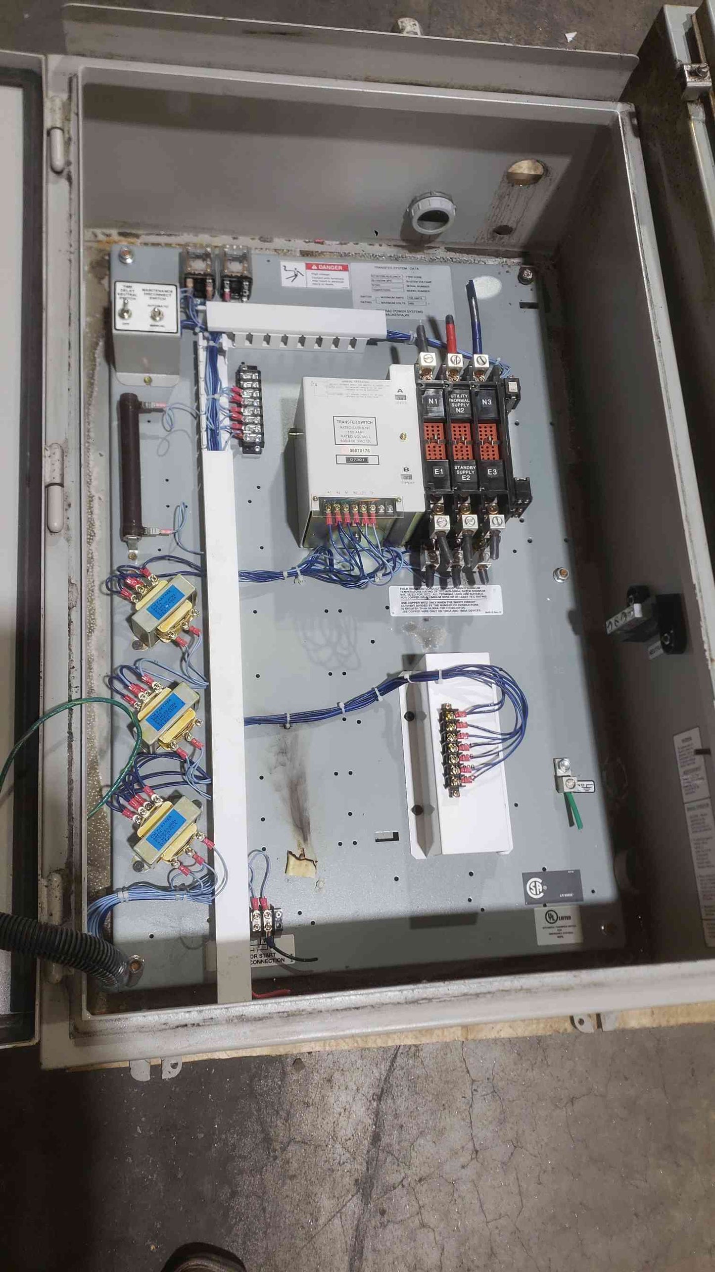Generac GTS Series 100 Amp 3-Phase Automatic Transfer Switch 120/208V GTS010W-3G2LDNCY (SKU: 112833)