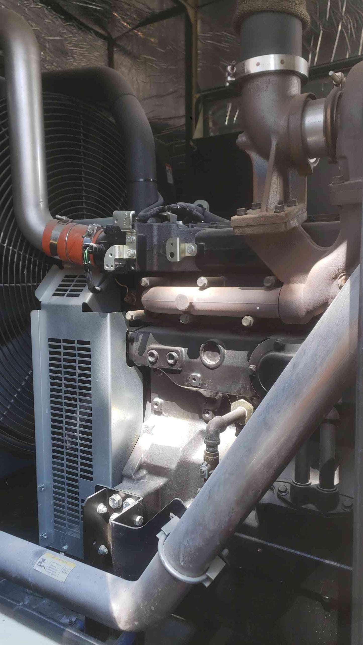 Tier 3 Kohler 300REOZJ 300kW Diesel Generator 126 Hours 2019 TESTED & VIDEO (SKU: 112872)