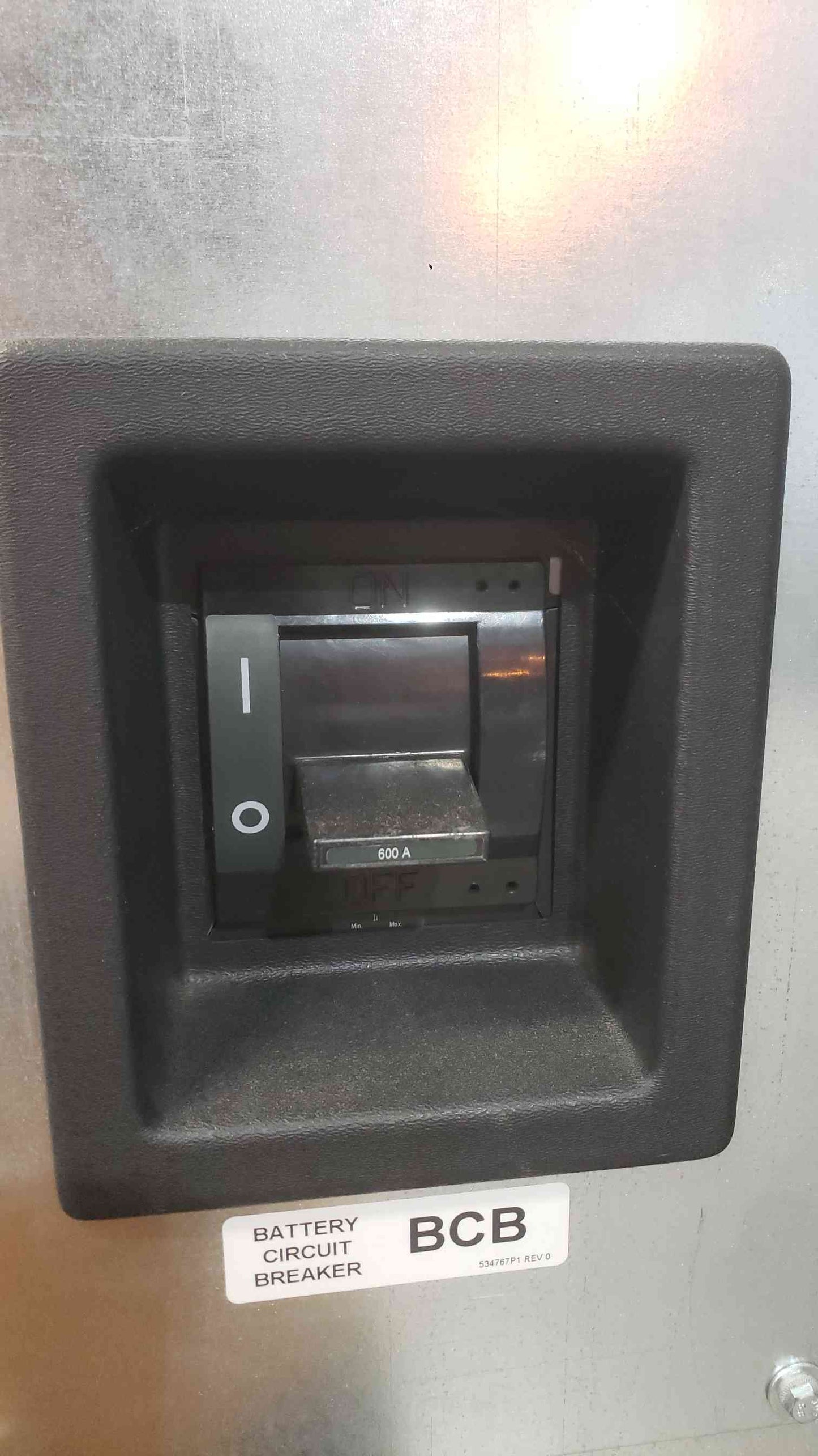 Emerson Liebert NXL 500kVA UPS 450kW 3-Phase 480V System with Battery Cabinets (SKU: 112932)