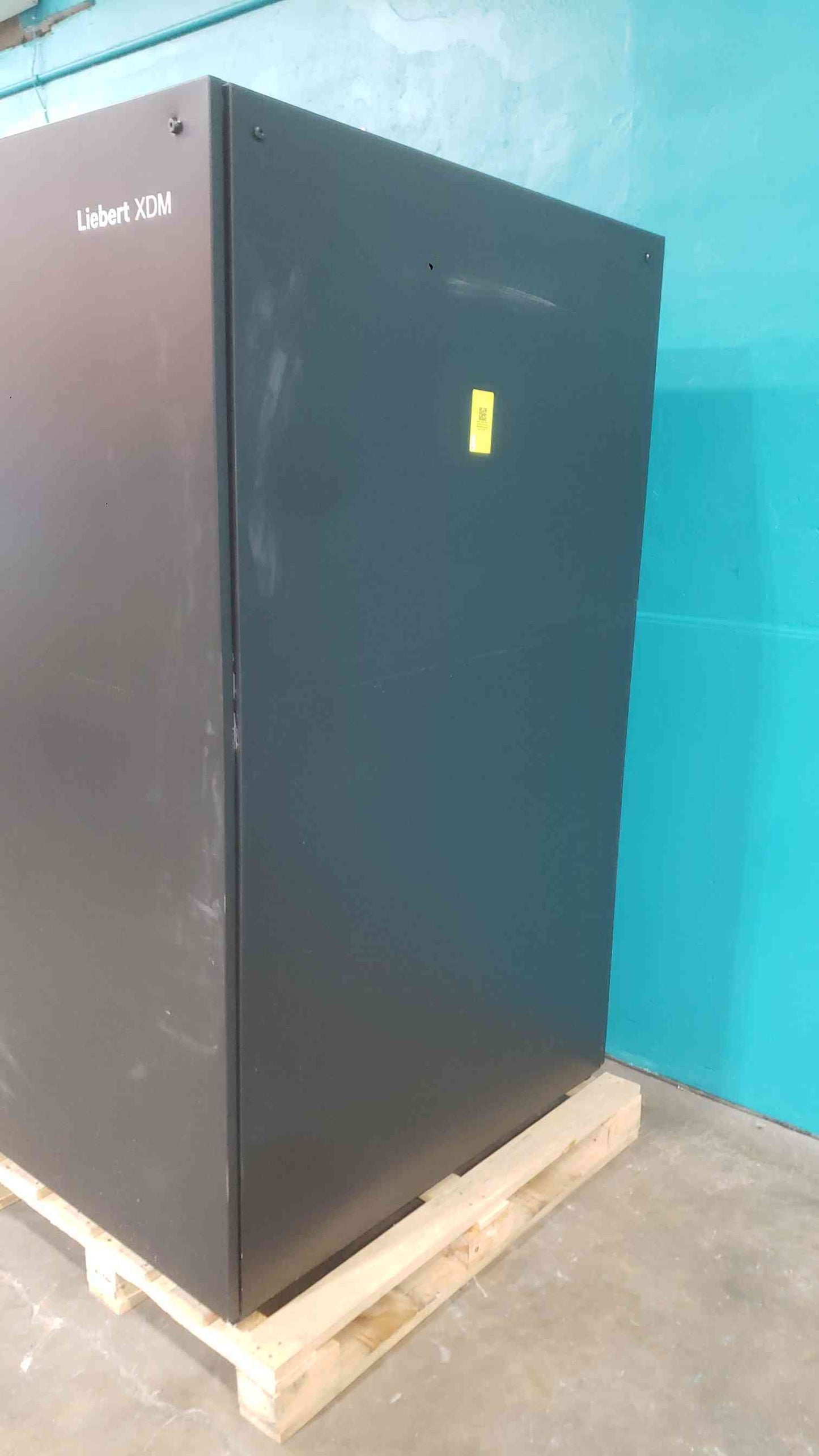 Vertiv Liebert XDM200 Split Indoor Chiller Cooling Module | 460V 3PH | Data Center Precision Cooling (SKU: 112961)