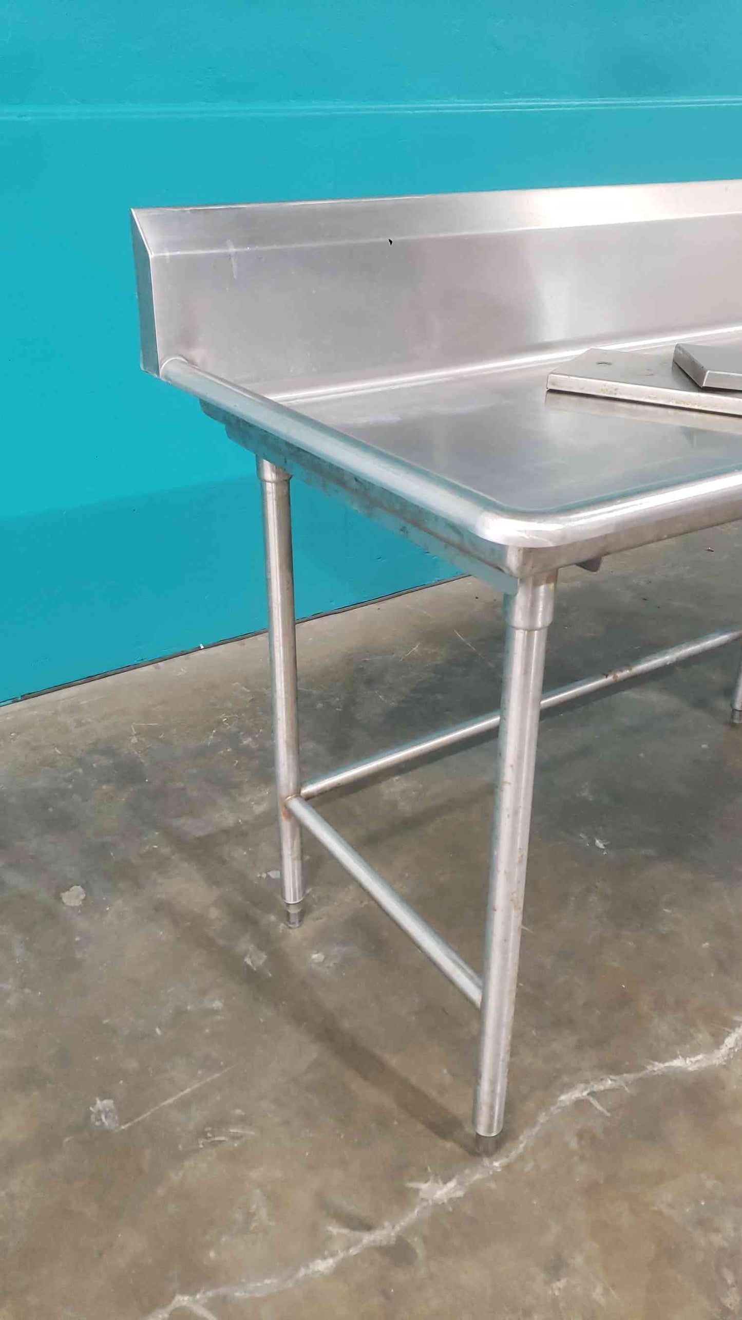 Stainless Steel Cafeteria Prep Workspace W/Drain (SKU: 112995)