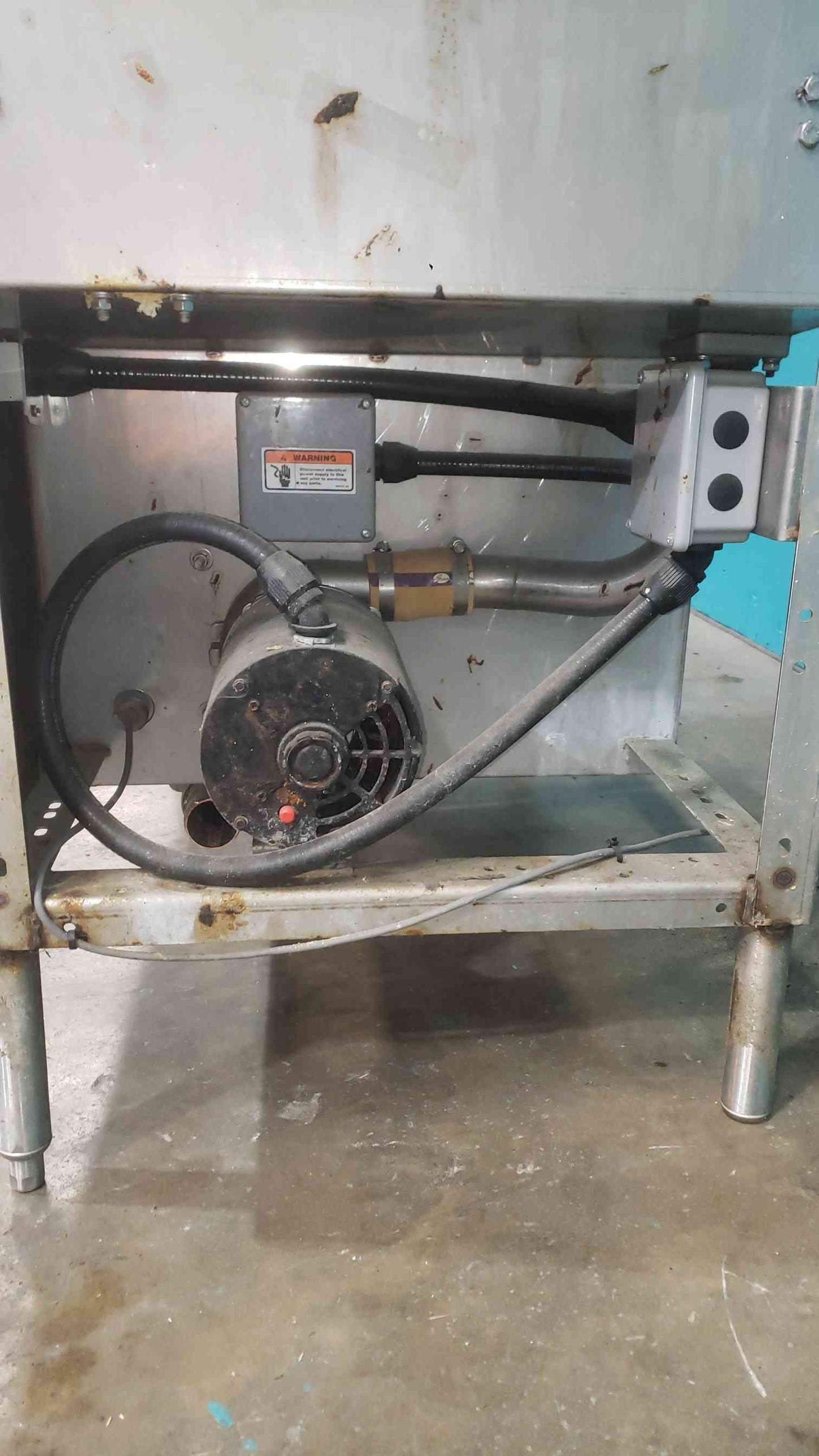 Hobart C44A Commercial Conveyor Dishwasher - 480V 3PH - High Temp 202 Racks/Hr (SKU: 112987)