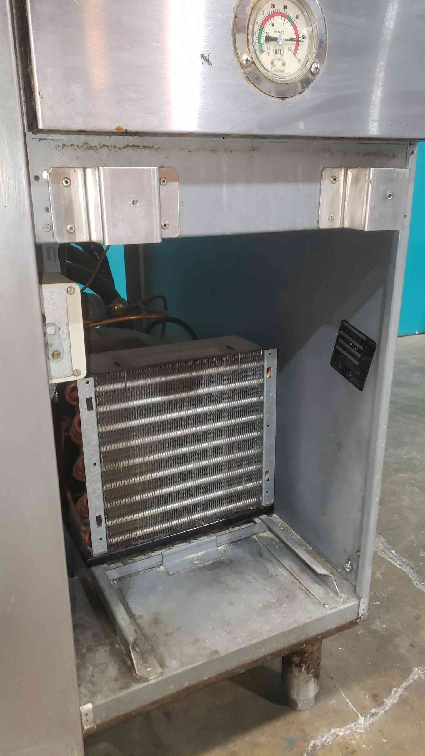 Craig MFG 120V 3W 1PH Commercial Refrigerator/Freezer (SKU: 112989)