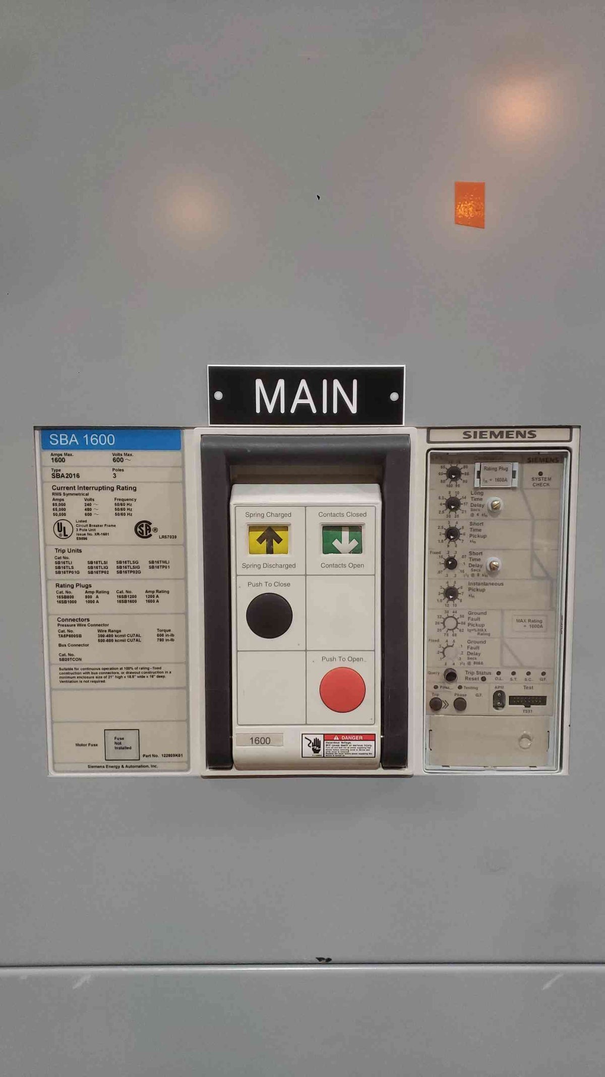 Siemens 4-Section 1600A/2000A Switchgear Lineup | 480Y/277V 3P 4W | 65kA | (3) SBA2016 Mains + Distribution (SKU: 113174)
