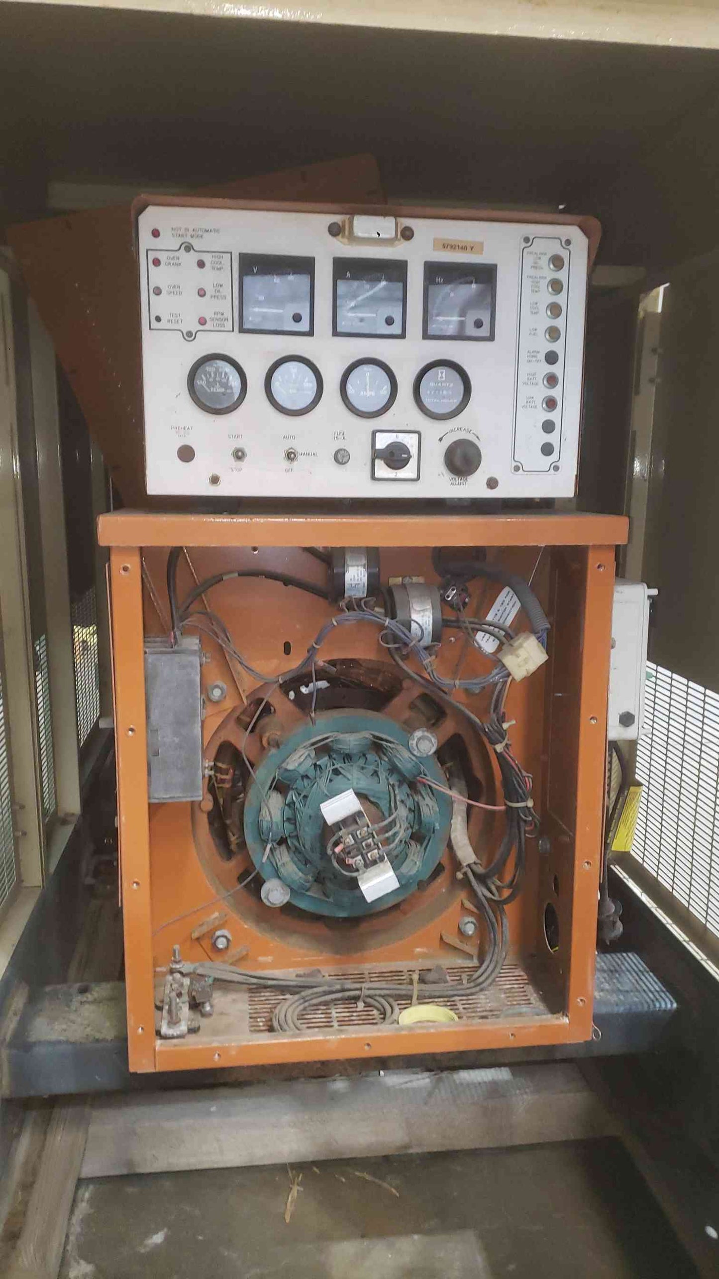 30kW Generac 120/240V 1PH NG/LP Liquid Cooled 1800RPM 479.2 Hrs. AS-IS