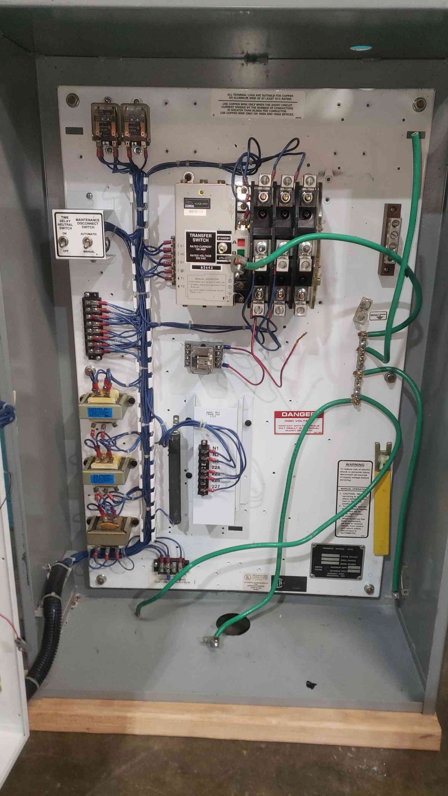 Generac 150 Amp Automatic Transfer Switch 120/240V Single Phase ATS 96A05509-W Enclosed Industrial