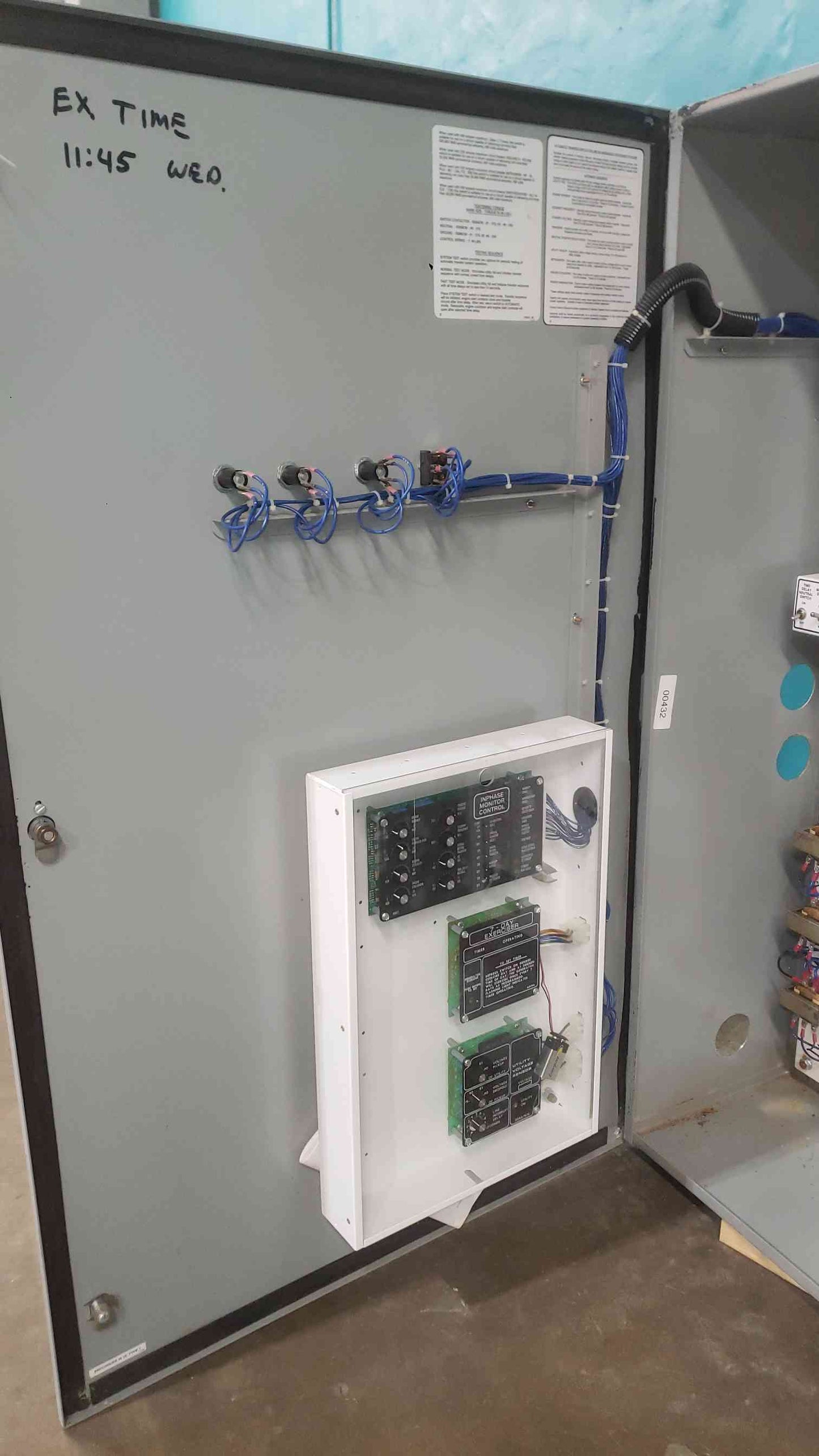 Generac GTS Automatic Transfer Switch 150 Amp 120/240v 0C88820SRV Enclosed Industrial ATS (SKU: 113249)