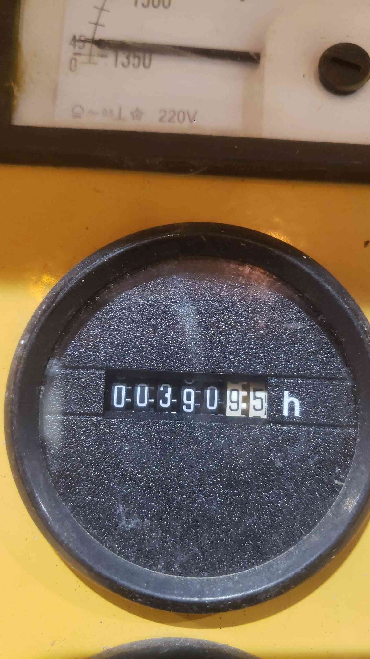 AS-IS 60KW Olympian D60P4S 240/120V 250A 1PH Diesel 390.9 Hrs. (SKU: 113352)