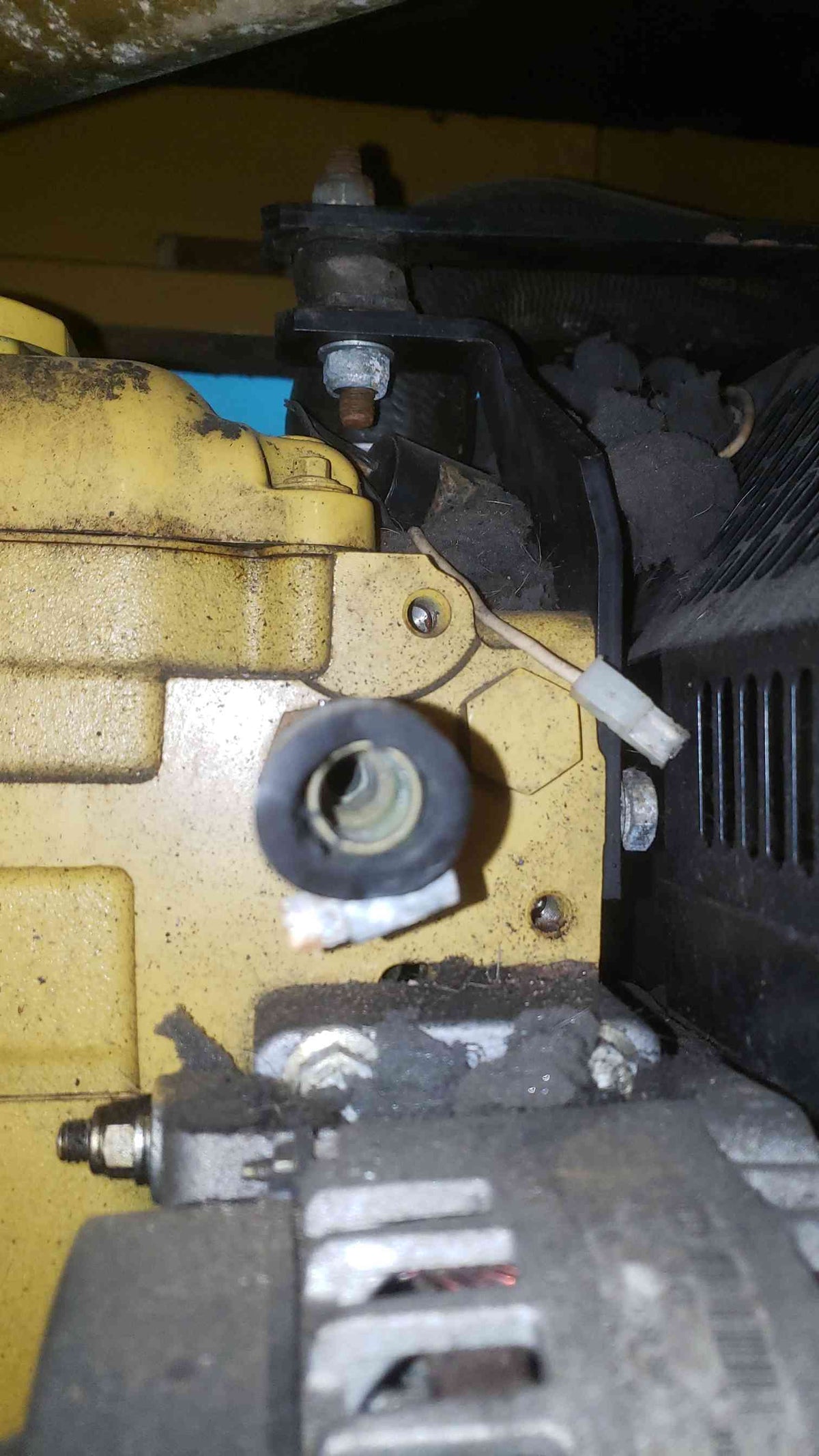 AS-IS 60KW Olympian D60P4S 240/120V 250A 1PH Diesel 390.9 Hrs. (SKU: 113352)