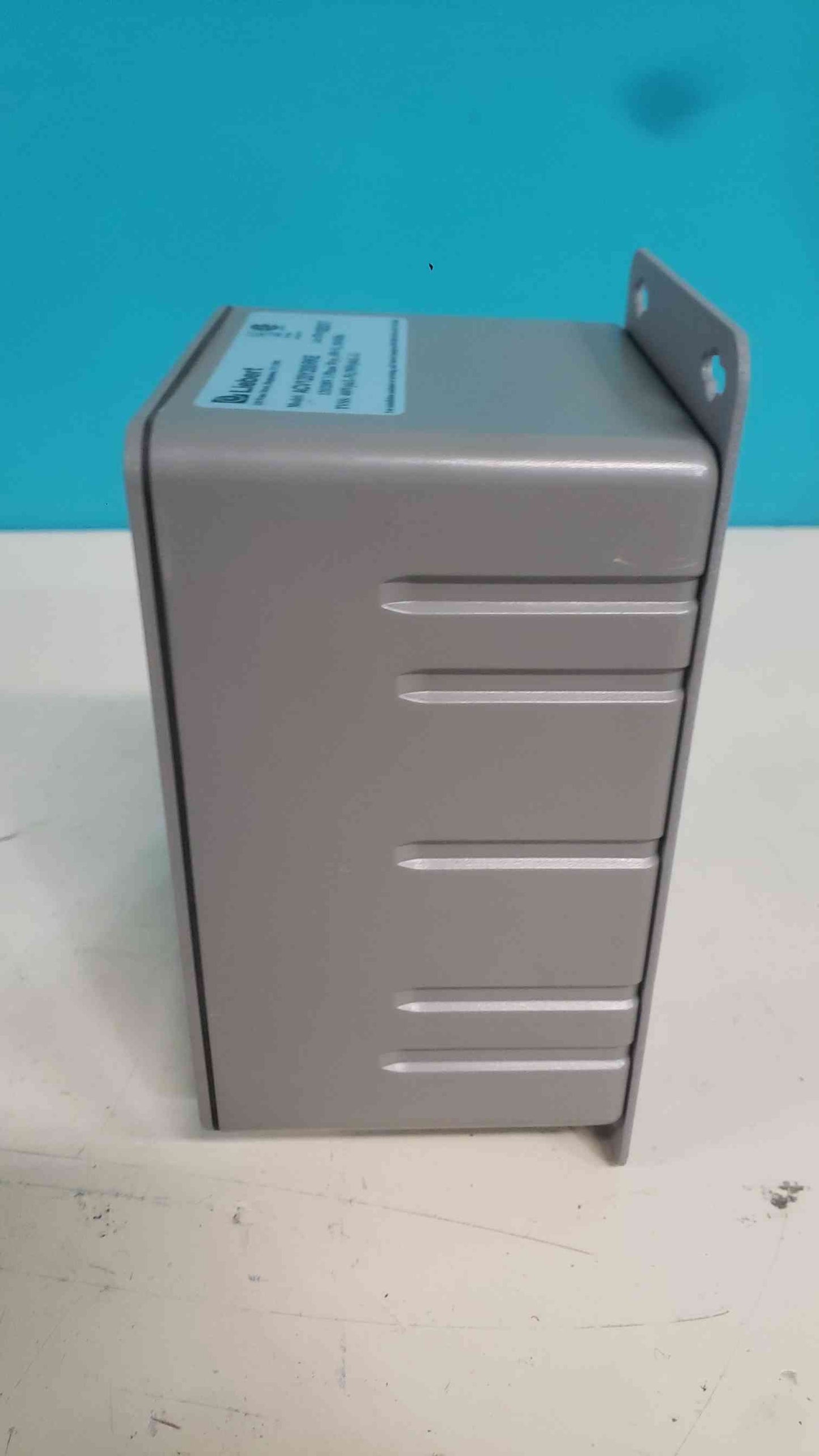 Liebert AccuVar ACV120Y200RKE 3 Phase 120/208V Surge Suppressor Protective Device (SKU: 113396)