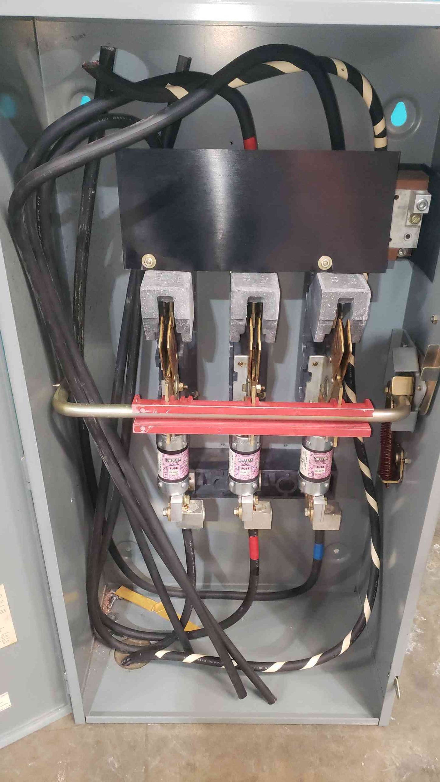 Westinghouse HF425N 400 Amp 240V Fusible Heavy Duty Safety Switch Disconnect