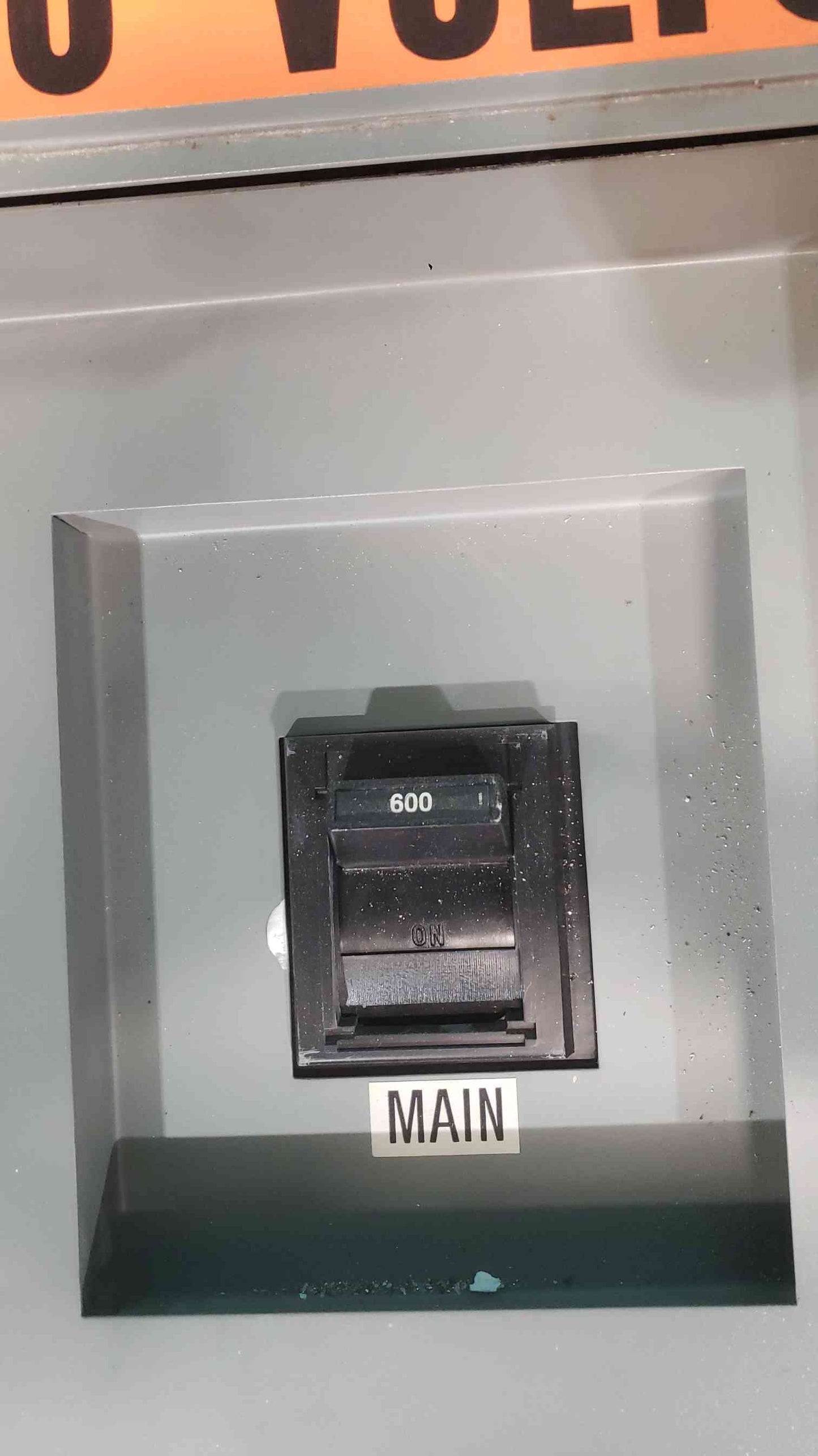 Siemens 120/220V 3 Phase Industrial Panelboard Siemens 600A Main 125A 100A Breakers
