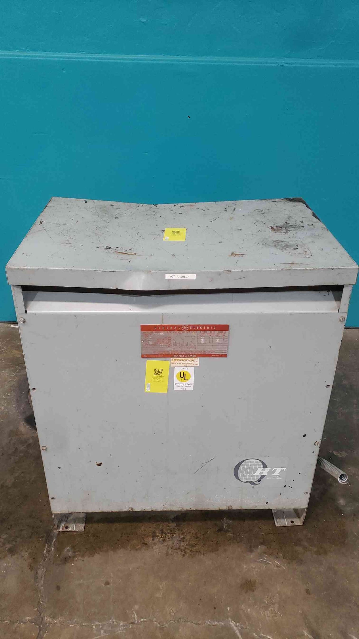 GE 9T23B3874 75 KVA 3 Phase Dry Type Transformer 480V to 208Y/120V Type QL