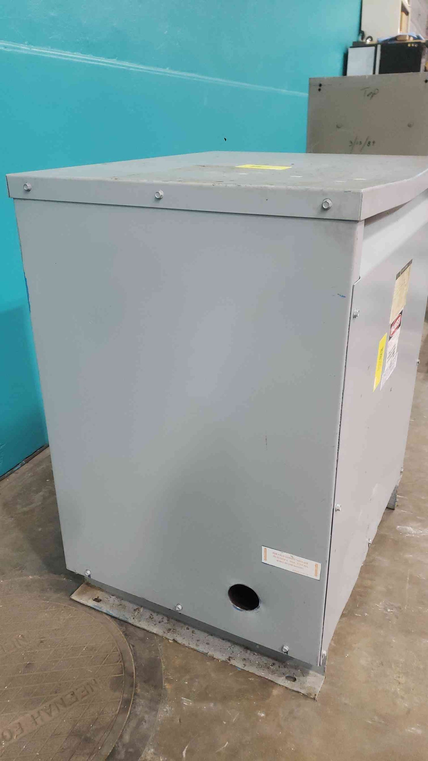 Square D 112.5 KVA Transformer 3 Phase 480V 240V Dry Type 112T6H Sorgel 113711