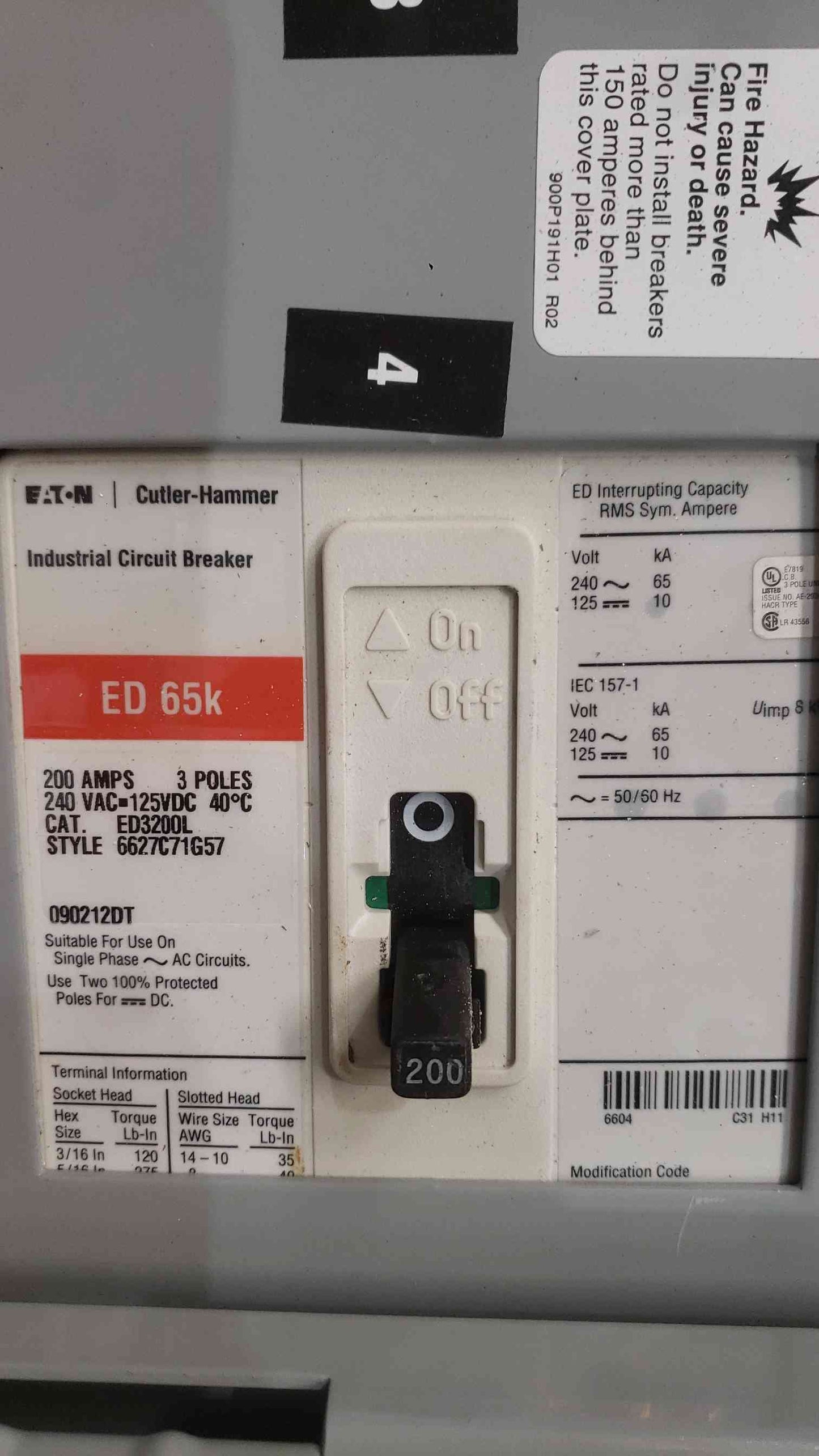 Cutler-Hammer Pow-R-Line PRL3a Panelboard 120/208V 400A 3 Phase Breakers Inc