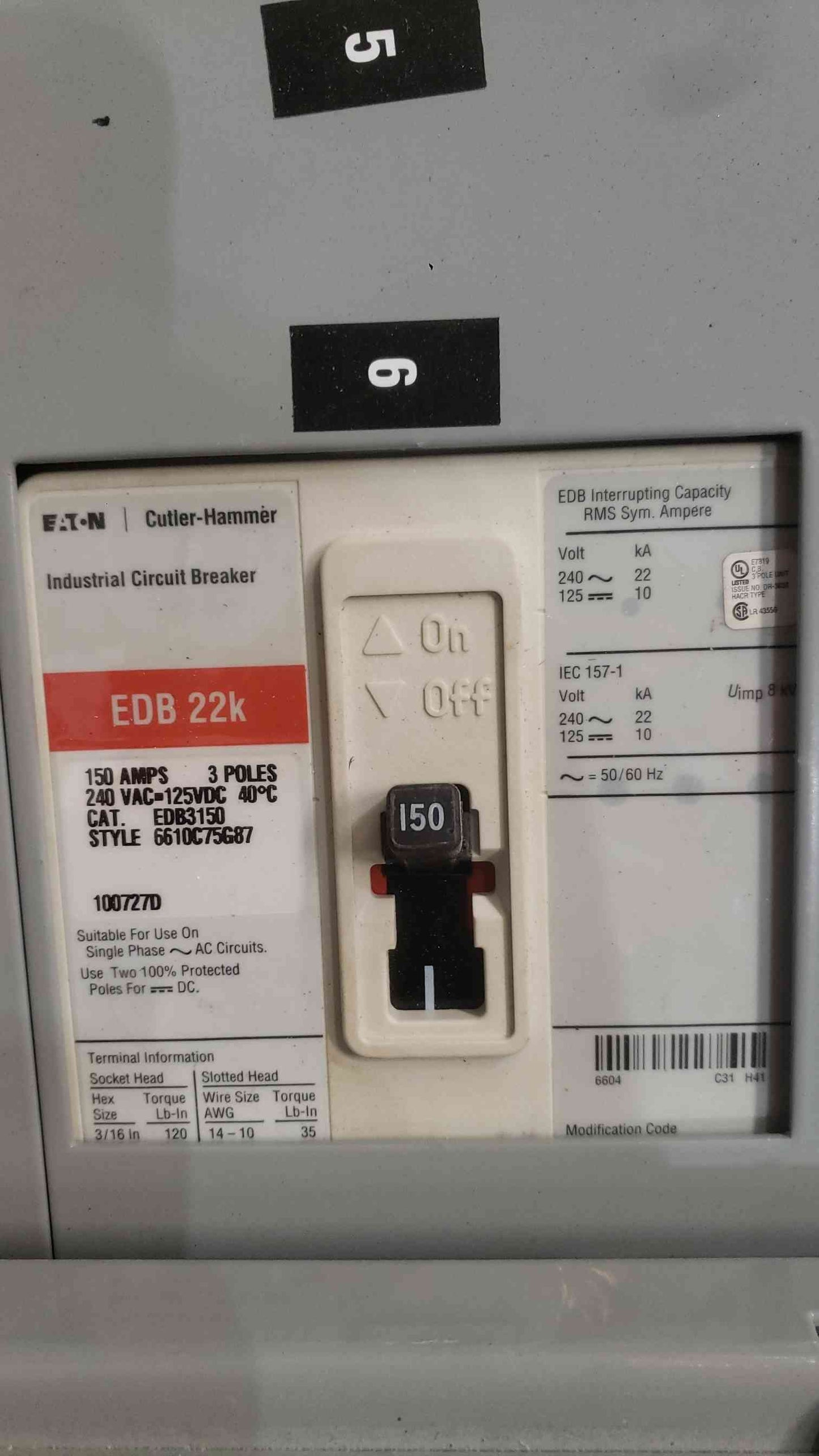 Cutler-Hammer Pow-R-Line PRL3a Panelboard 120/208V 400A 3 Phase Breakers Inc