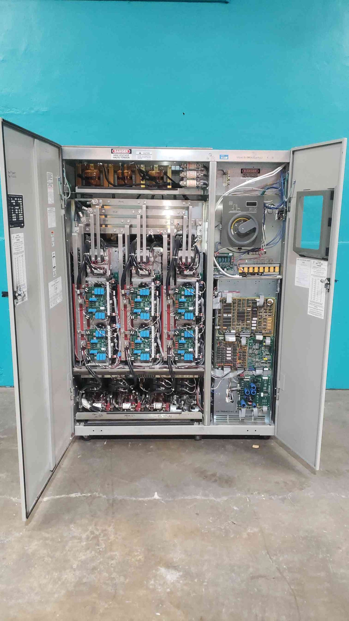 Liebert AP376 100kVA 125kVA Series 300 UPS Power Module Cabinet UDA63100A25RT03