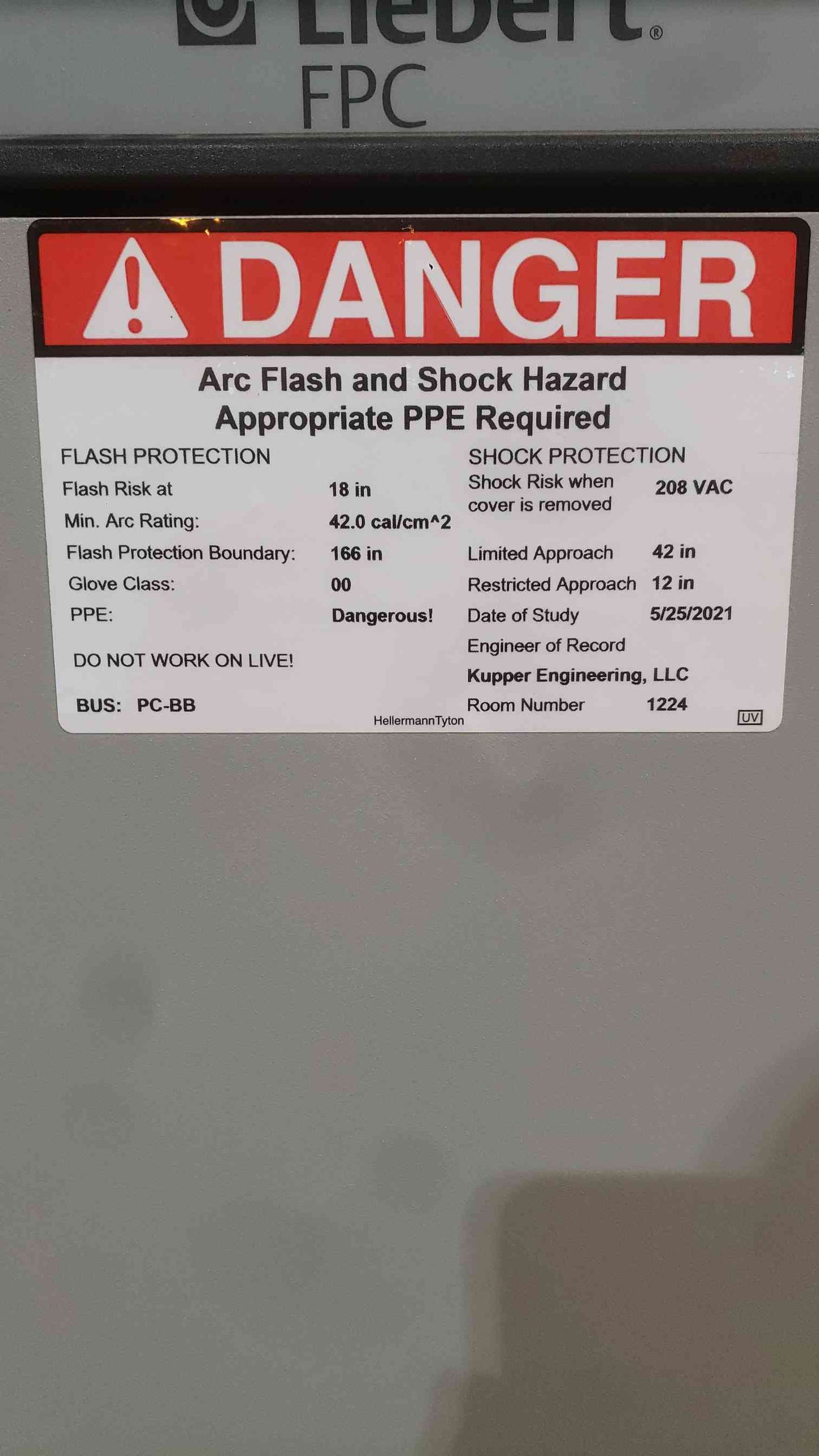 Liebert FPC 150kVA Power Distribution Unit PDU FPA30C150P 480V 208V 120V Square D