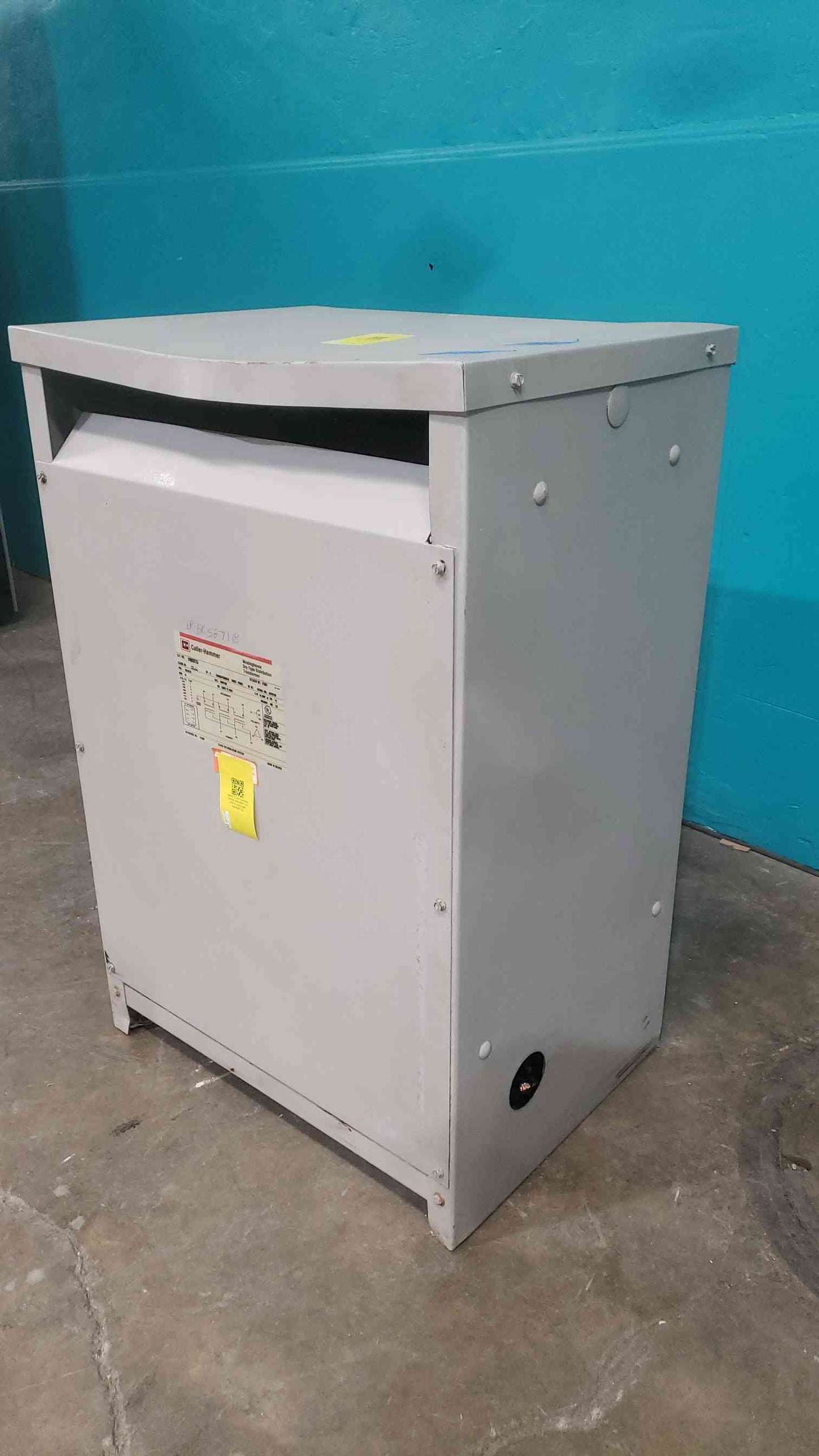 Cutler Hammer V48M28T75J 75KVA 3 Phase Dry Transformer 480V to 208Y/120V DT-3